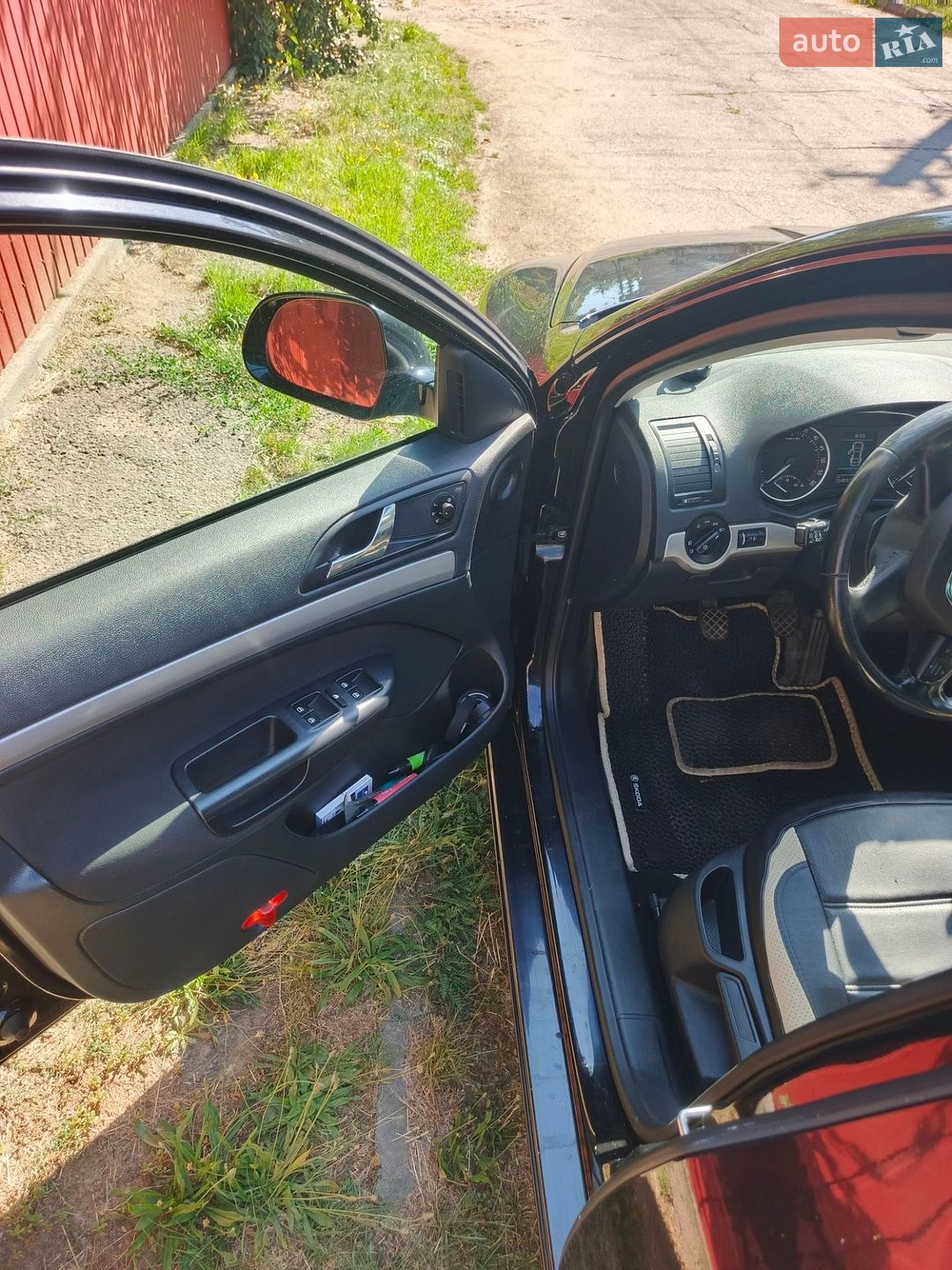 Skoda Octavia 2011 VIN TMBGT61ZXC2126493 фото оголошення 7 з 20