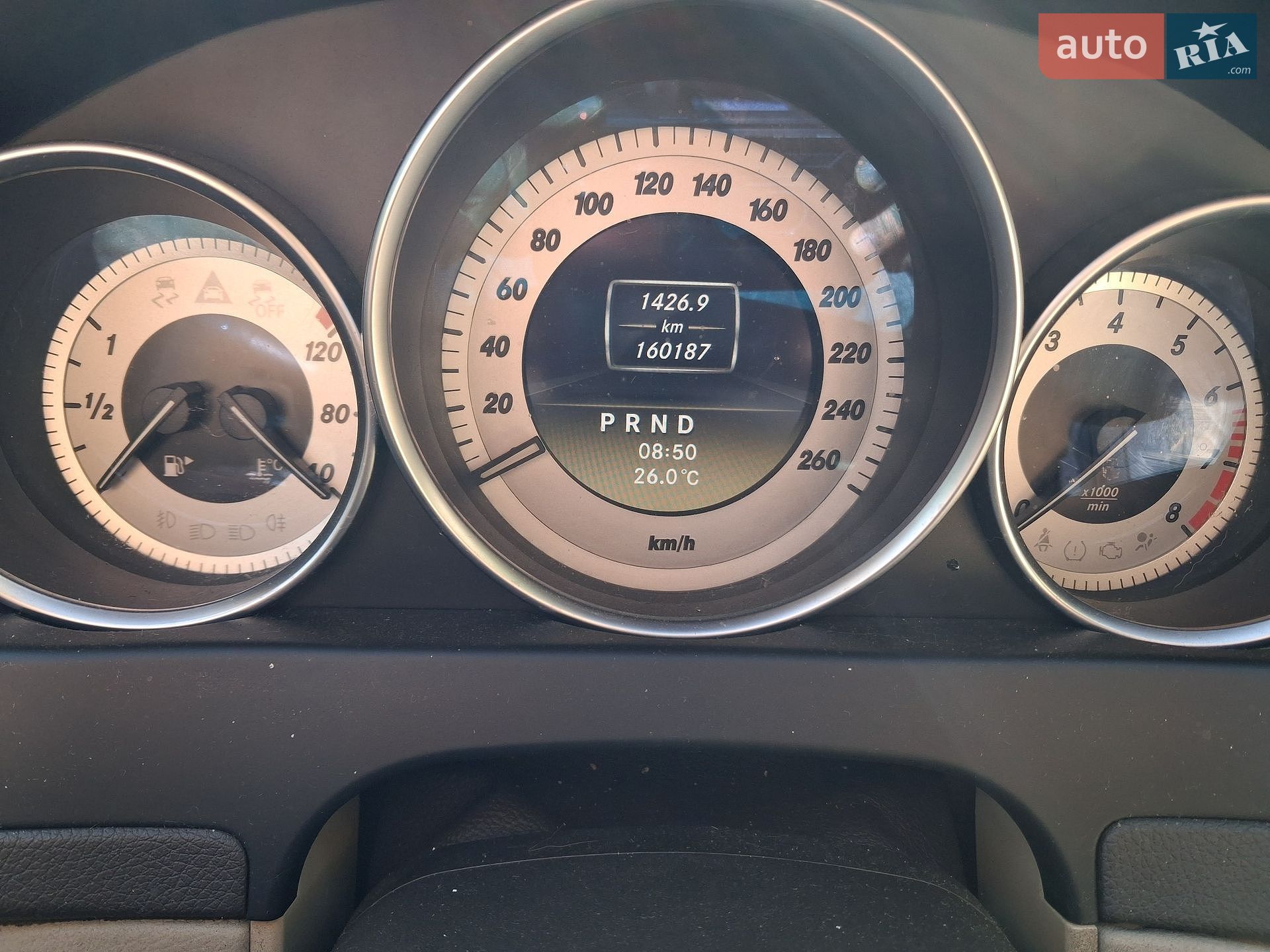 Mercedes-Benz C-Class 2012 VIN WDDGF8BB8CA695309 фото оголошення 9 з 11
