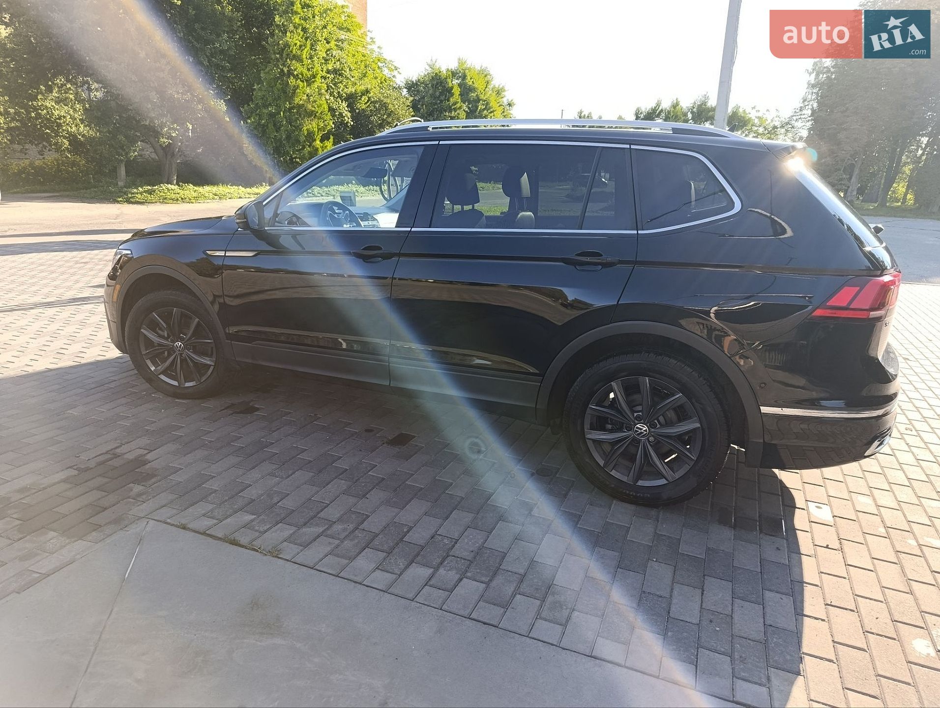 Volkswagen Tiguan Allspace 2021 VIN 3VV2B7AX5NM039373 фото оголошення 14 з 70