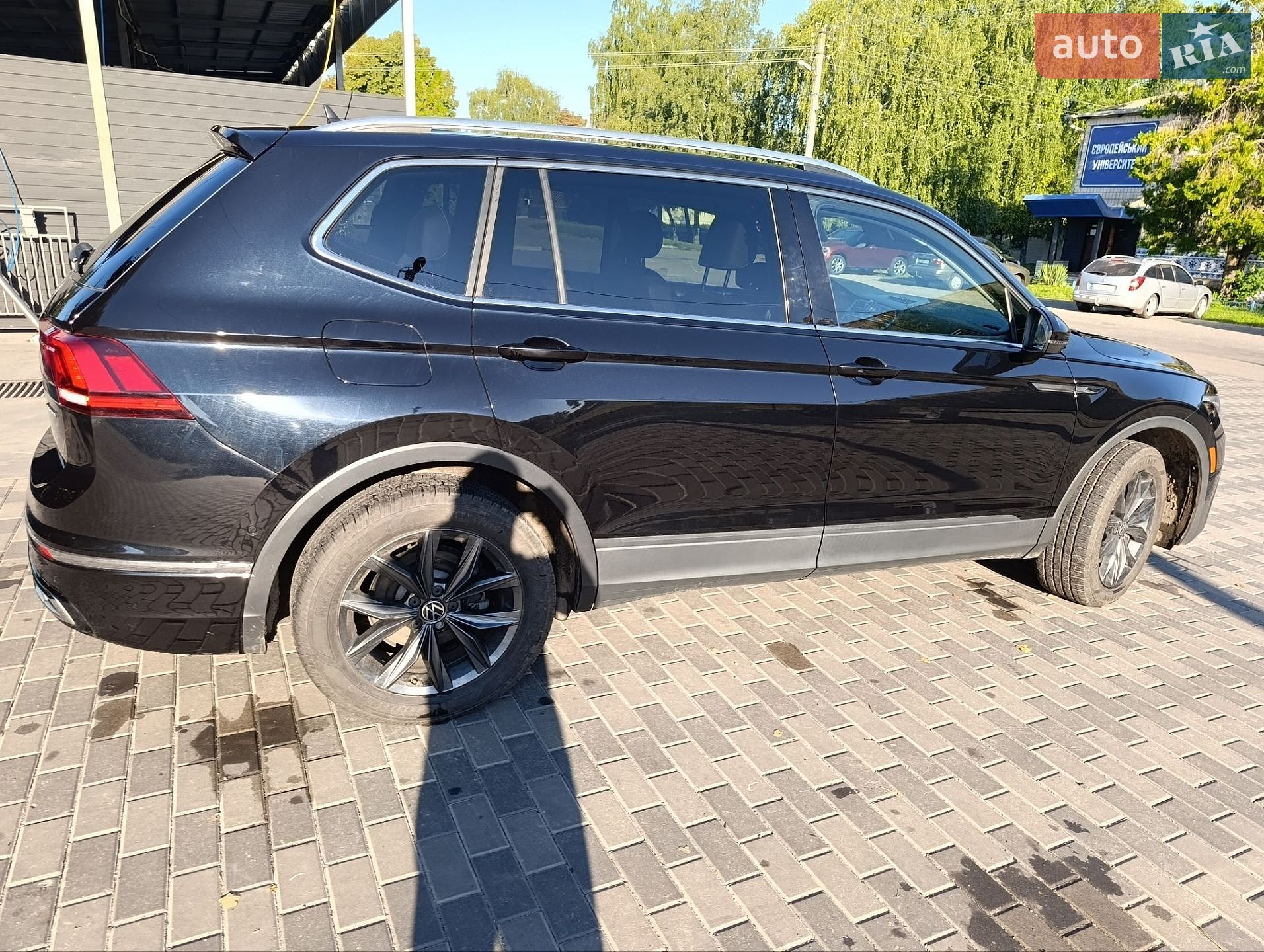 Volkswagen Tiguan Allspace 2021 VIN 3VV2B7AX5NM039373 фото оголошення 21 з 70