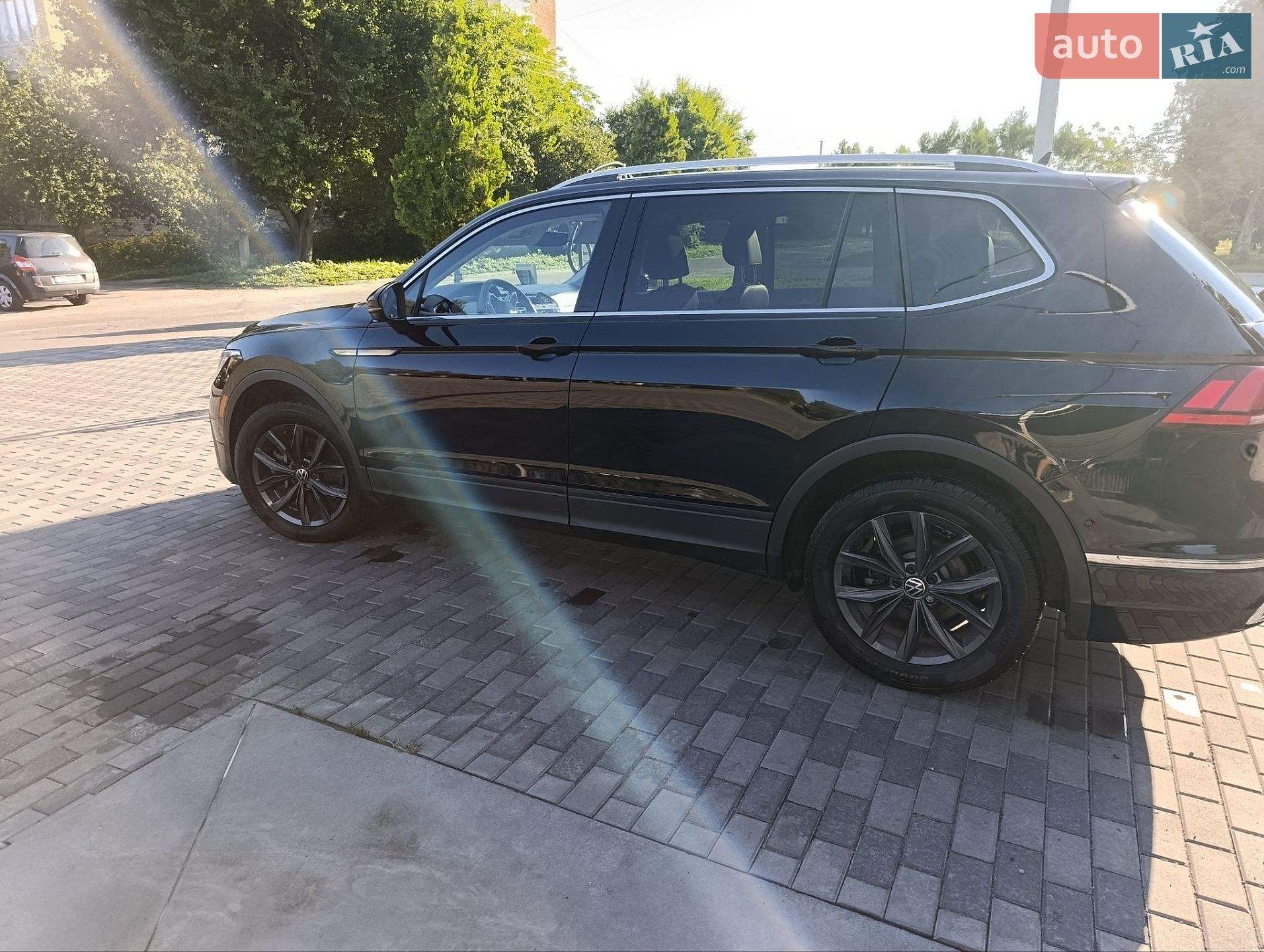 Volkswagen Tiguan Allspace 2021 VIN 3VV2B7AX5NM039373 фото оголошення 55 з 70