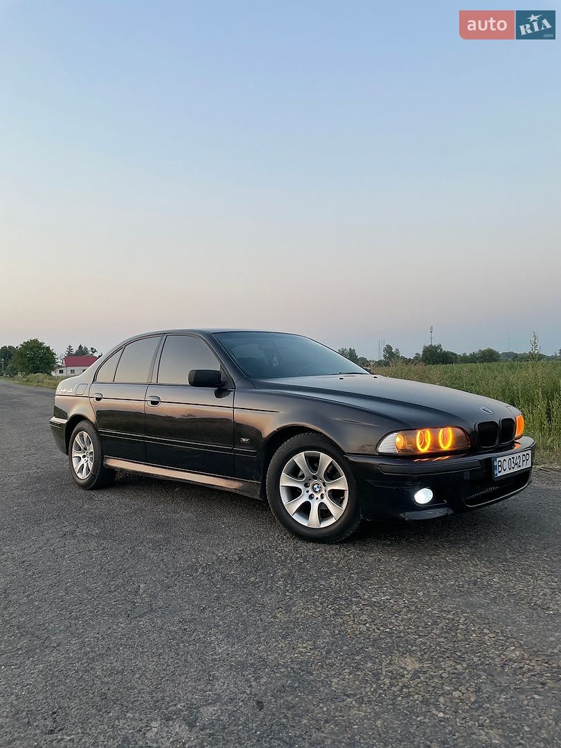 BMW 5 Series 1998 VIN WBADD11050BN53318 фото оголошення 2 з 16