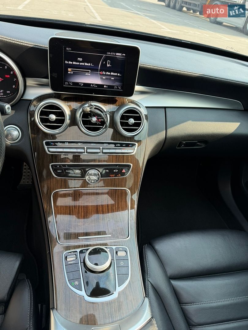 Mercedes-Benz C-Class 2017 VIN 55SWF4KB1HU214053 фото оголошення 12 з 17