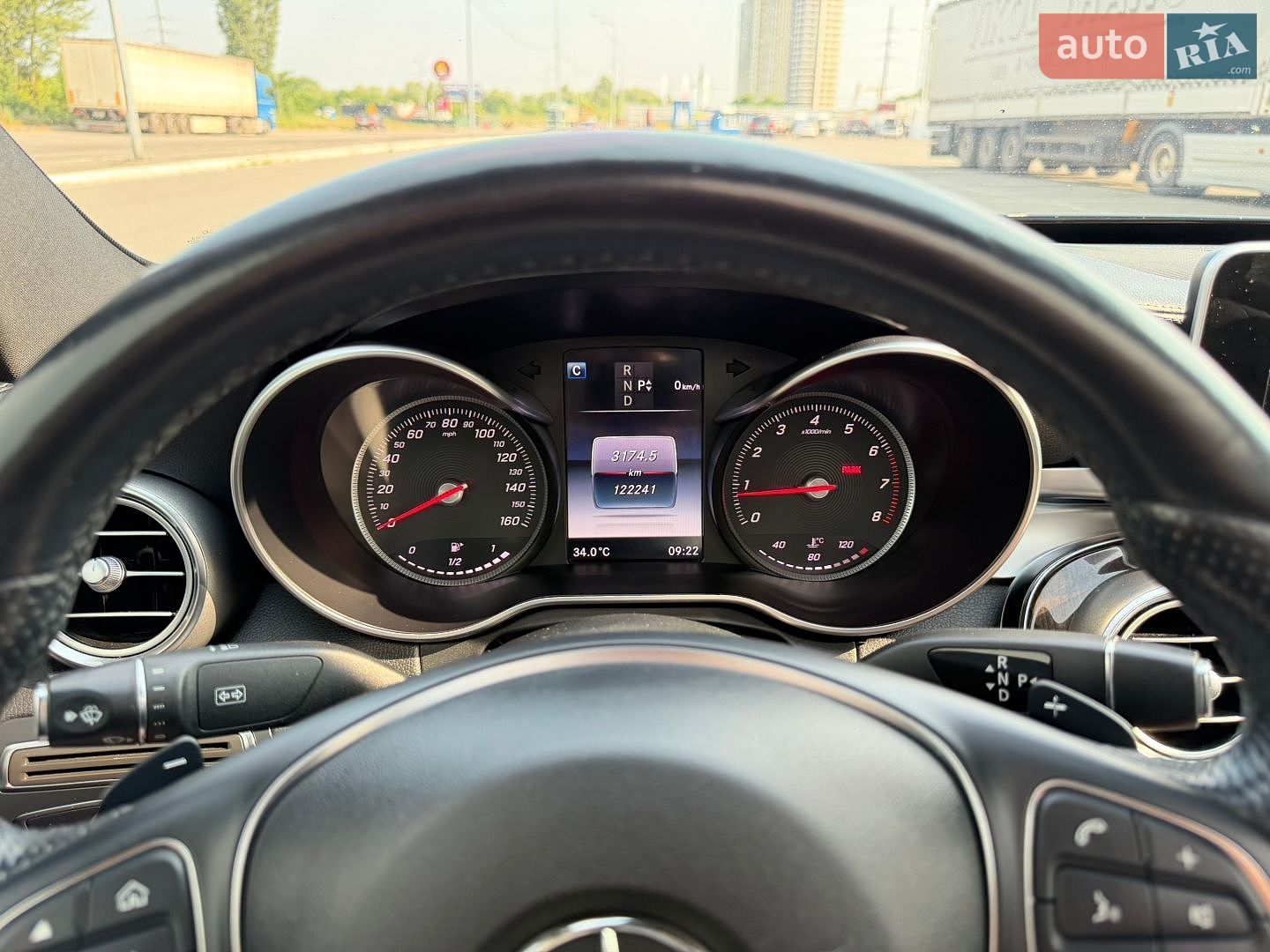Mercedes-Benz C-Class 2017 VIN 55SWF4KB1HU214053 фото оголошення 15 з 17