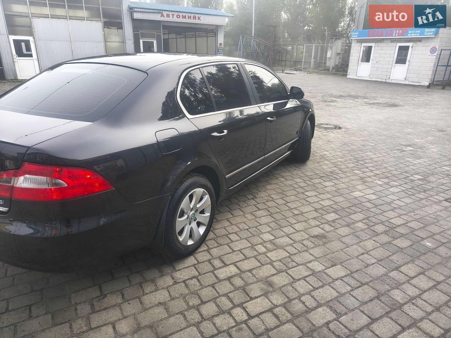 Skoda Superb 2012 VIN TMBAB43T7CB301045 фото оголошення 6 з 29