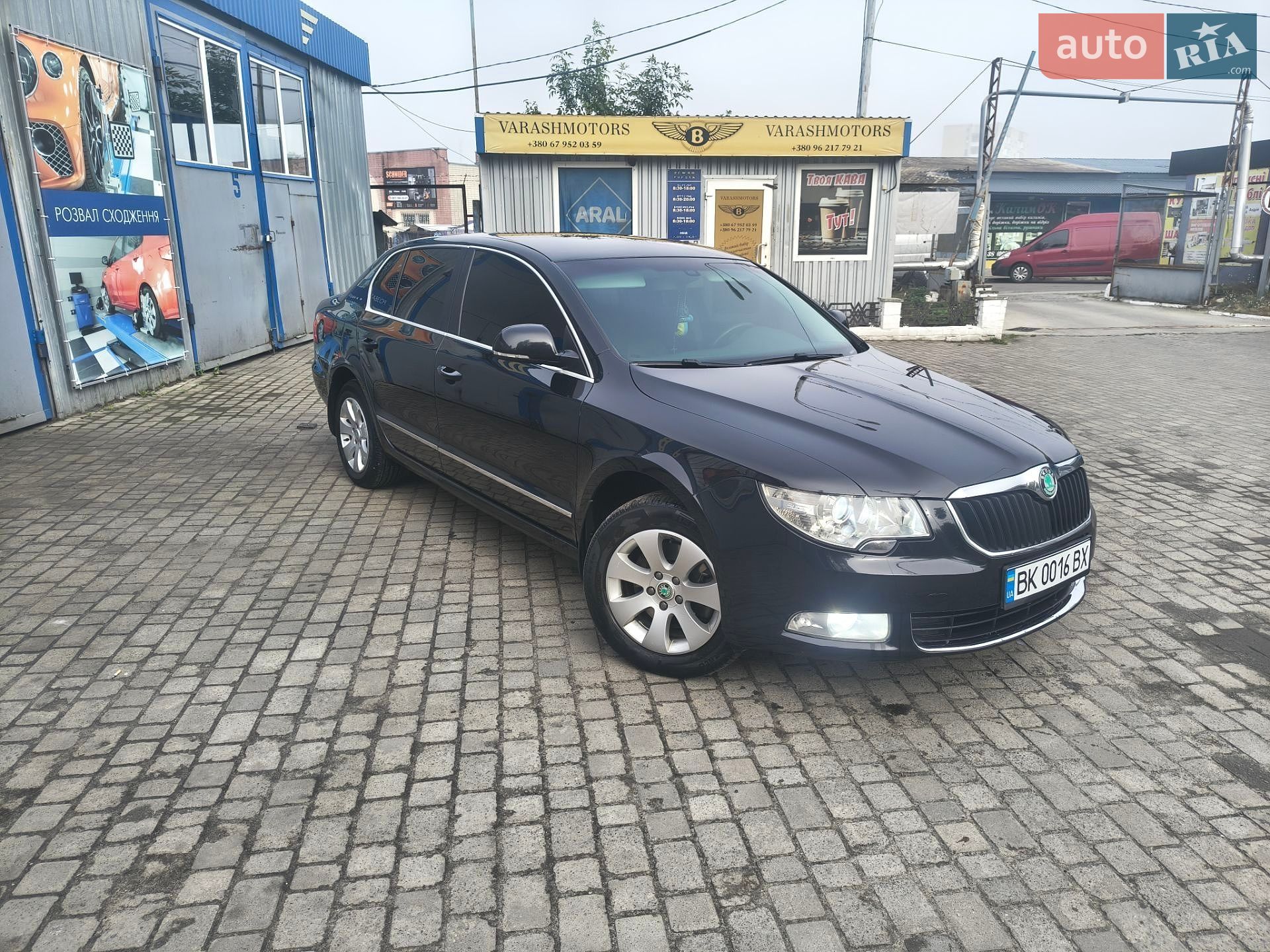Skoda Superb 2012 VIN TMBAB43T7CB301045 фото оголошення 5 з 29