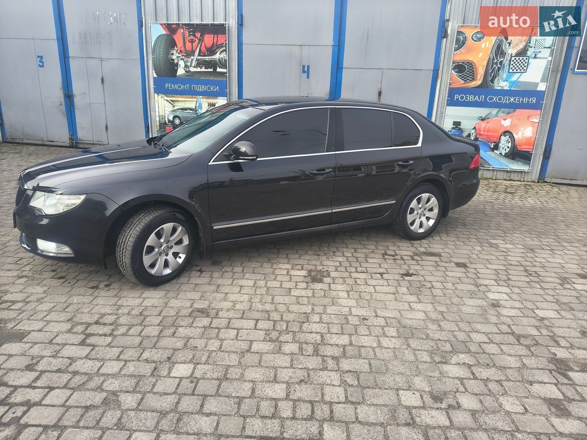 Skoda Superb 2012 VIN TMBAB43T7CB301045 фото оголошення 11 з 29