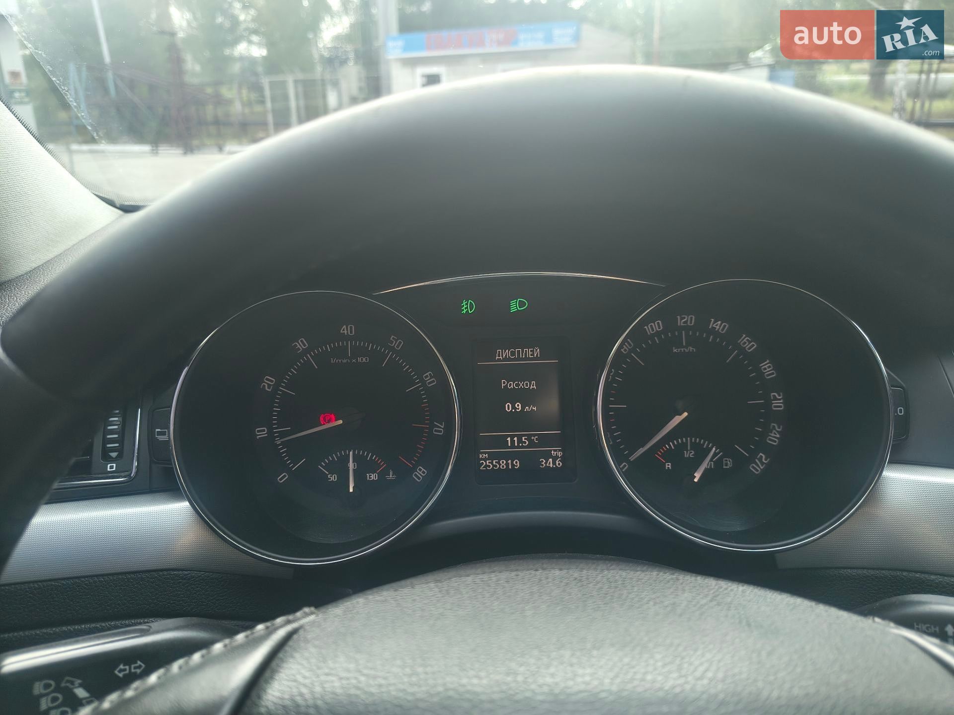 Skoda Superb 2012 VIN TMBAB43T7CB301045 фото оголошення 10 з 33