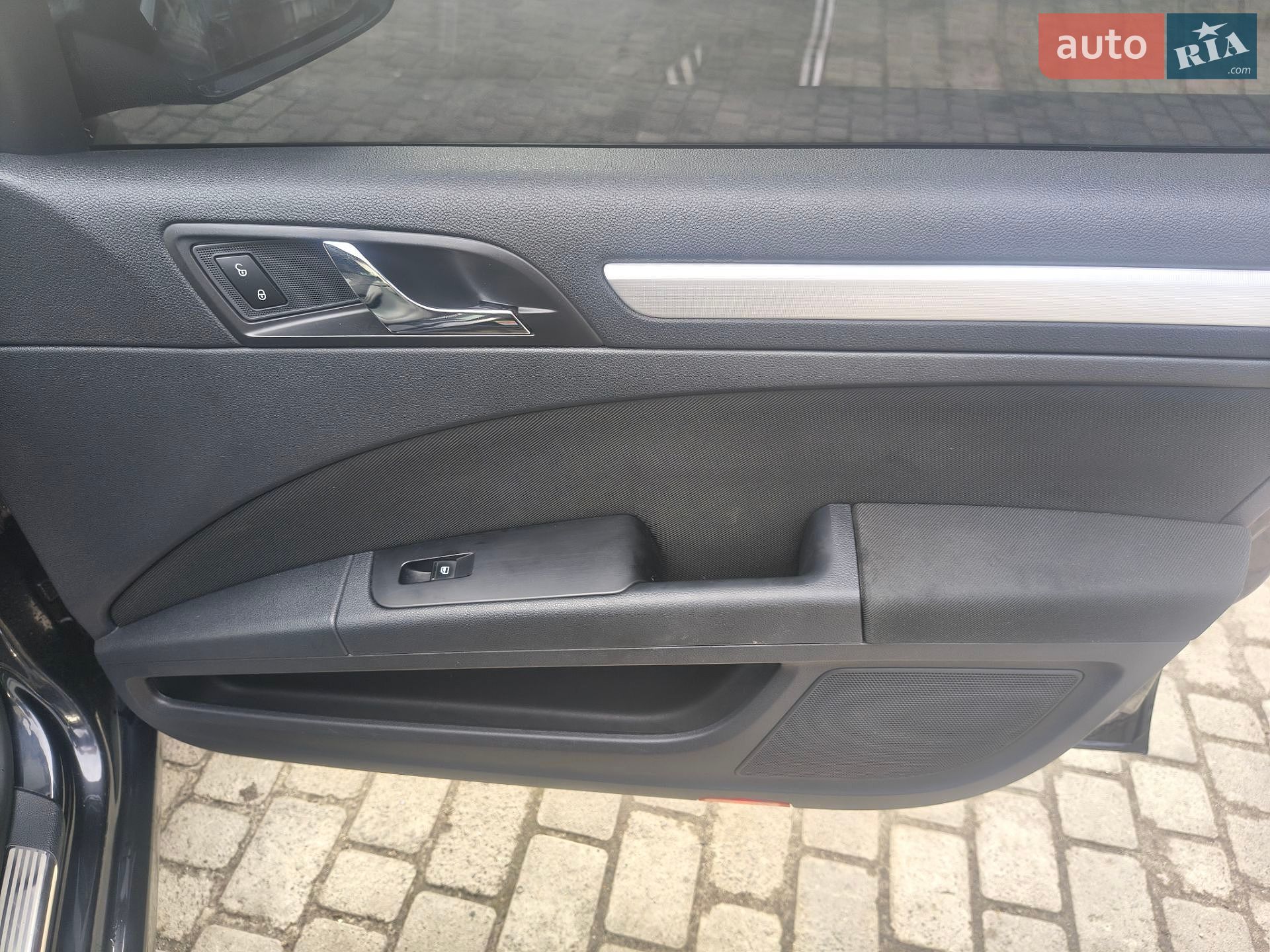 Skoda Superb 2012 VIN TMBAB43T7CB301045 фото оголошення 11 з 33