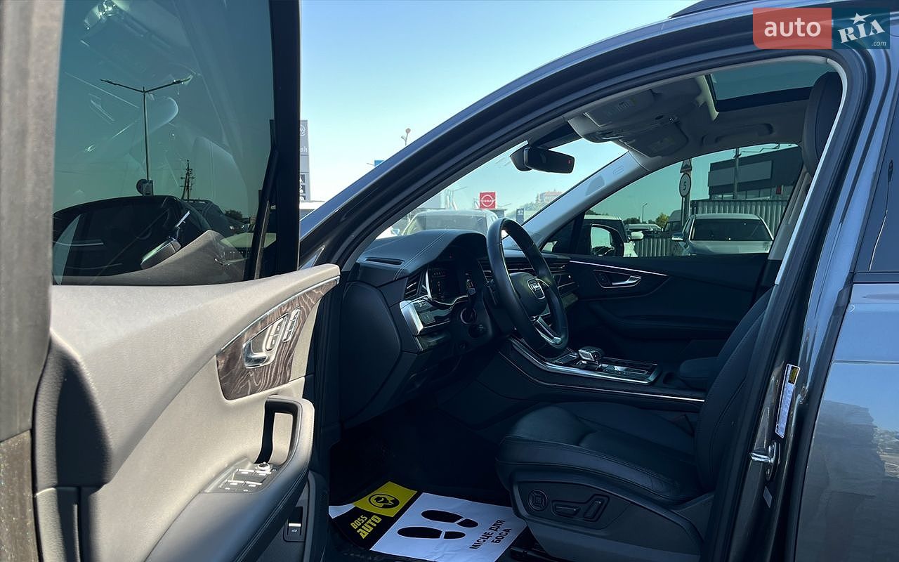 Audi Q7 2023 VIN WA1LXBF73PD020765 фото оголошення 10 з 30