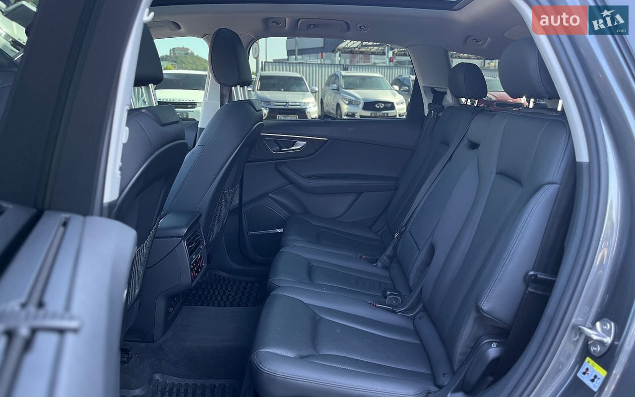 Audi Q7 2023 VIN WA1LXBF73PD020765 фото оголошення 28 з 30