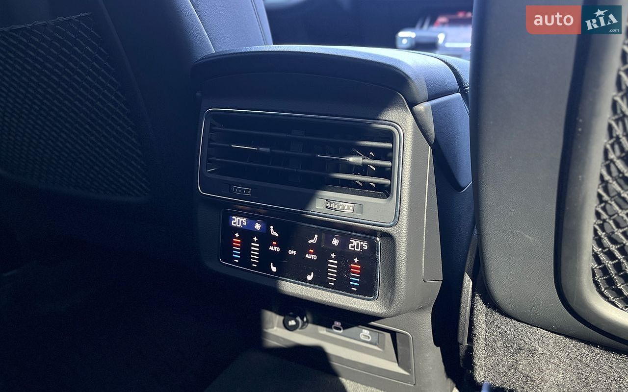 Audi Q7 2023 VIN WA1LXBF73PD020765 фото оголошення 29 з 30