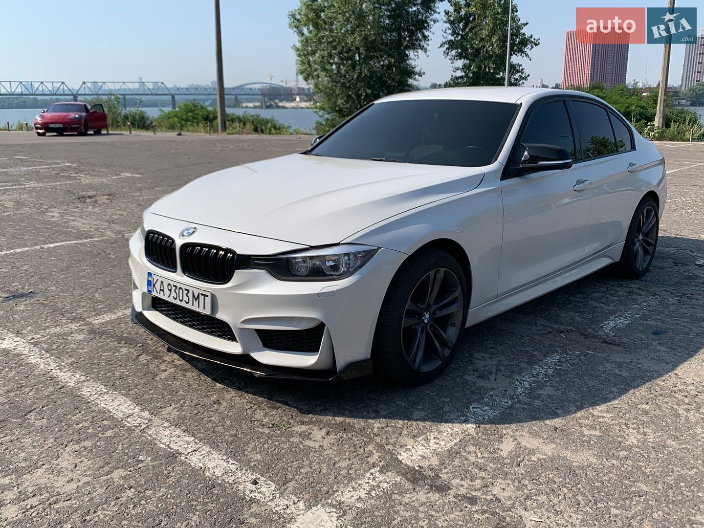 BMW 3 Series 2015 VIN WBA8E9G54GNT82490 фото оголошення 5 з 23