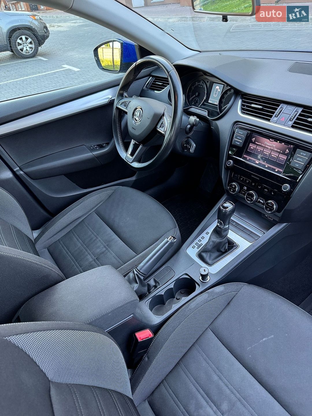 Skoda Octavia 2018 VIN TMBAC2NEXKB006021 фото оголошення 15 з 25