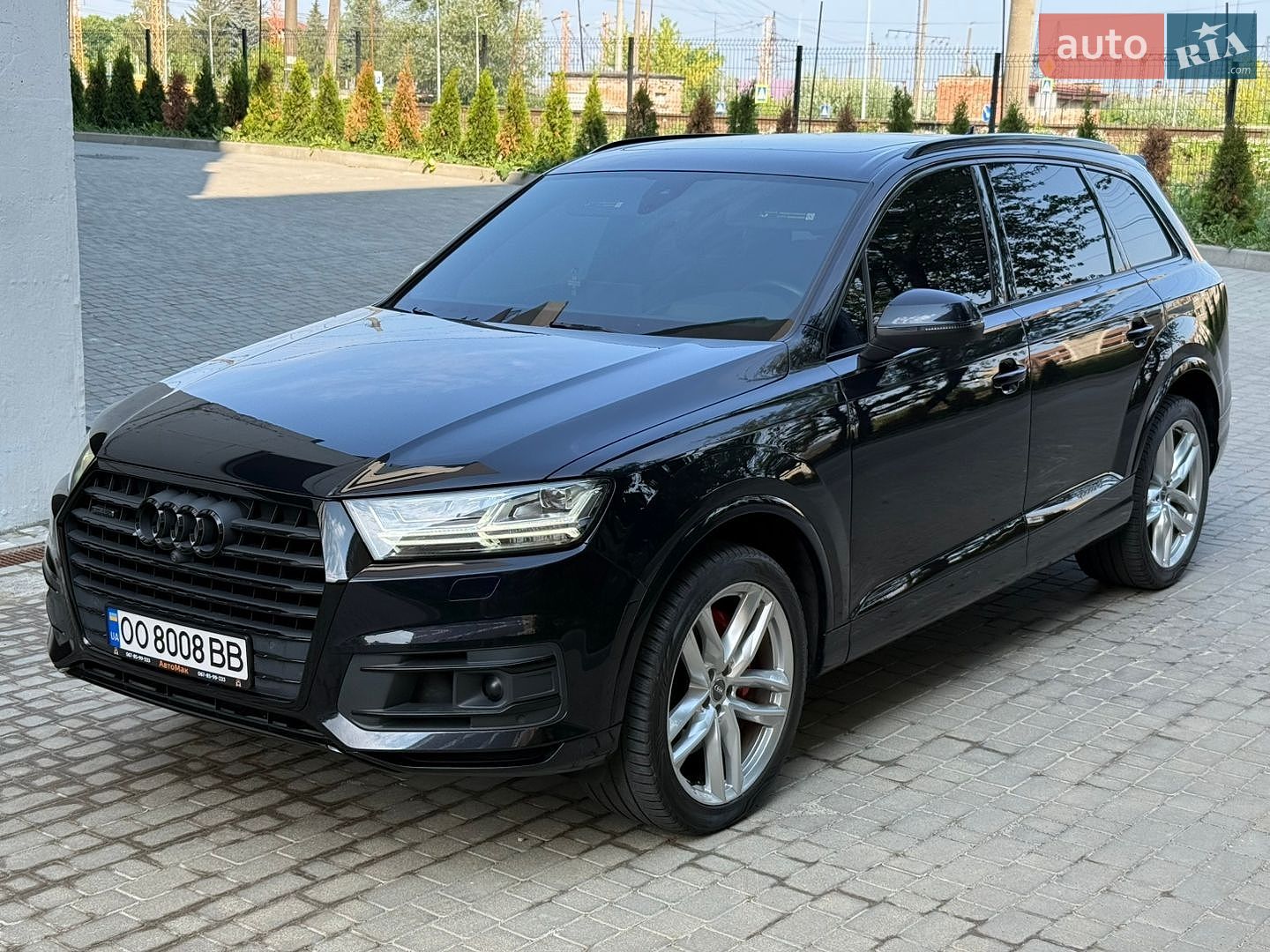 Audi Q7 2016 VIN WA1VAAF74HD018948 фото оголошення 13 з 28