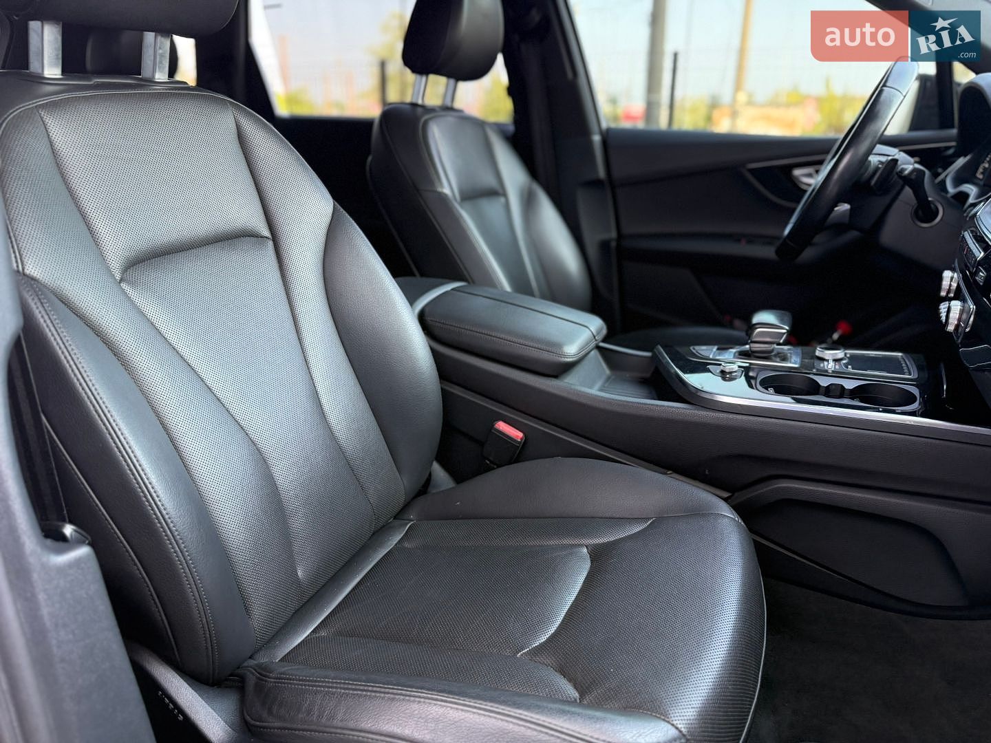 Audi Q7 2016 VIN WA1VAAF74HD018948 фото оголошення 24 з 28