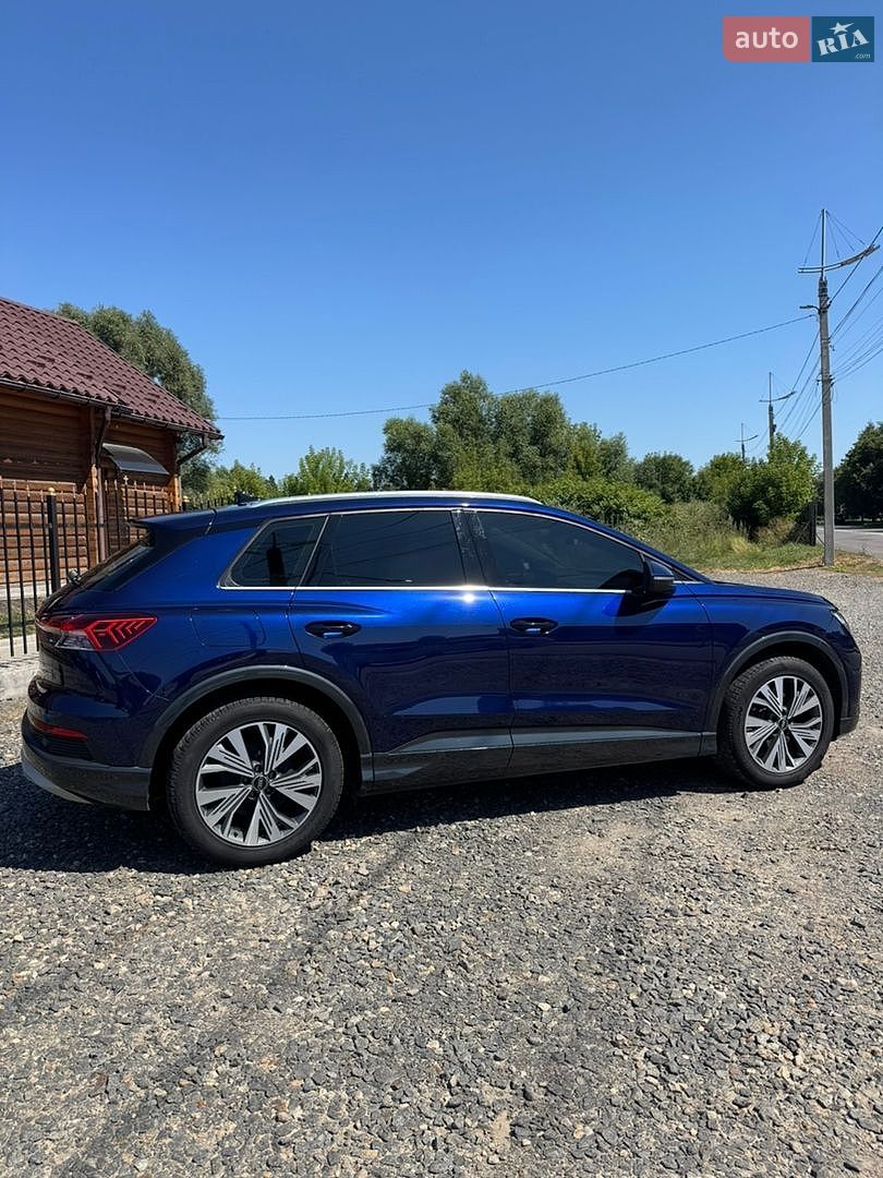 Audi Q4 e-tron 2021 VIN WAUZZZFZZNP001962 фото оголошення 4 з 12
