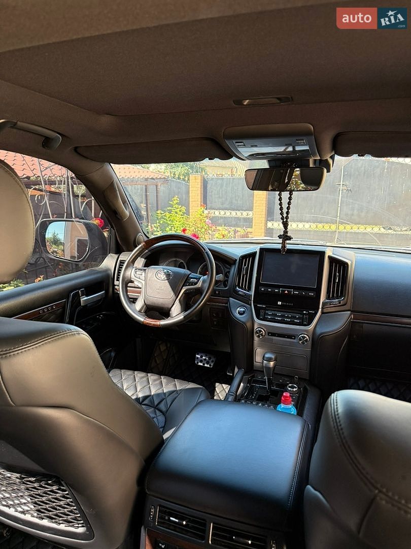 Toyota Land Cruiser 2017 VIN JTMCV02J404225065 фото оголошення 17 з 20