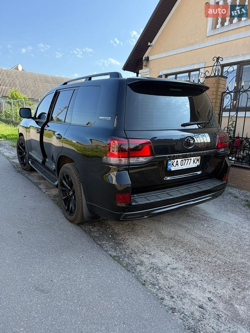 Toyota Land Cruiser 2017 VIN JTMCV02J404225065 фото оголошення 9 з 20