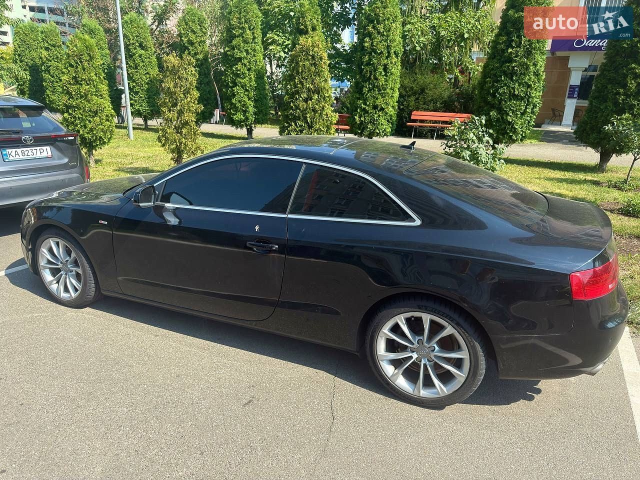 Audi A5 2012 VIN WAULFAFR2DA024496 фото оголошення 4 з 16