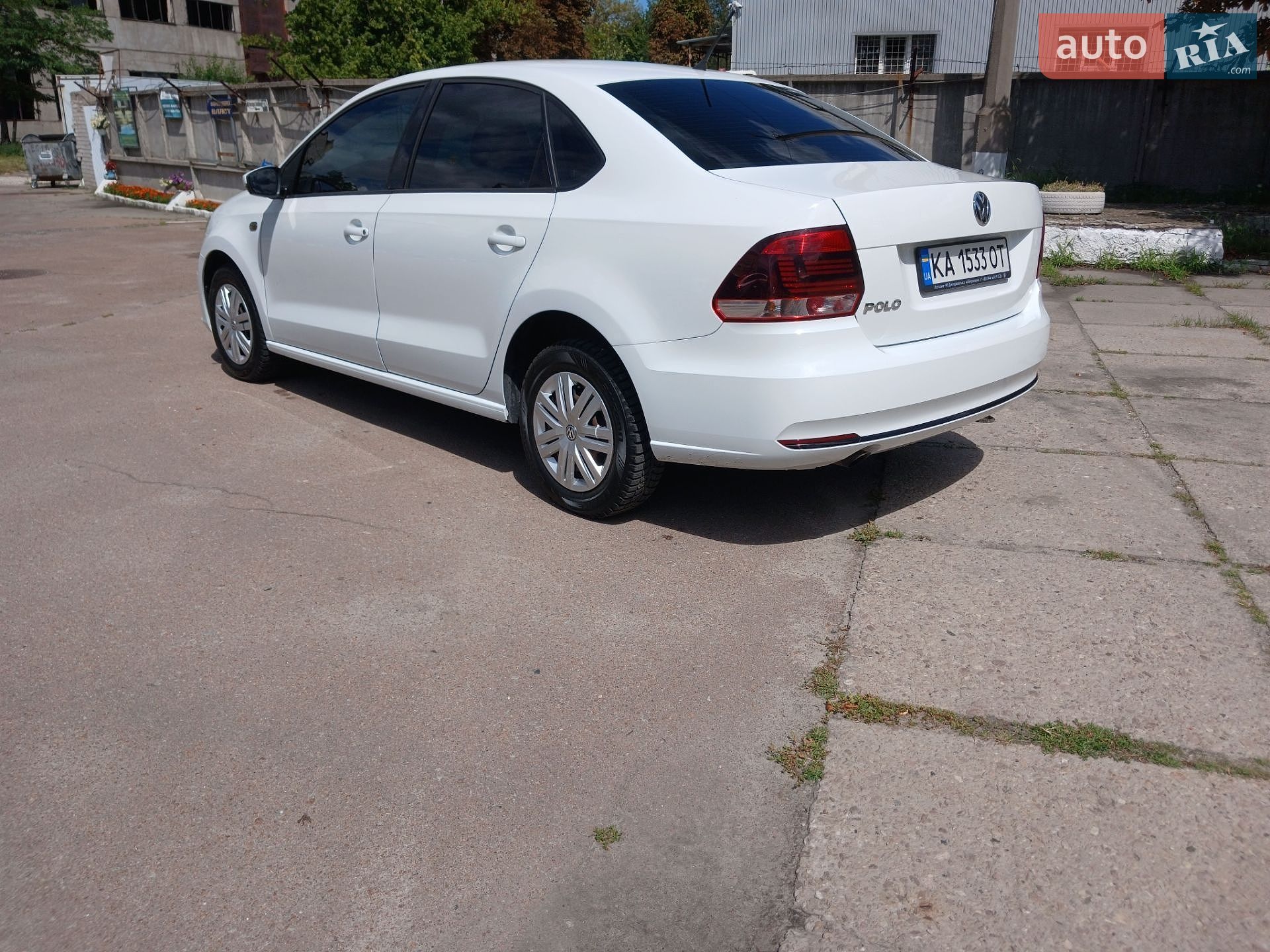 Volkswagen Polo 2019 VIN XW8ZZZ61ZLG016183 фото оголошення 2 з 5
