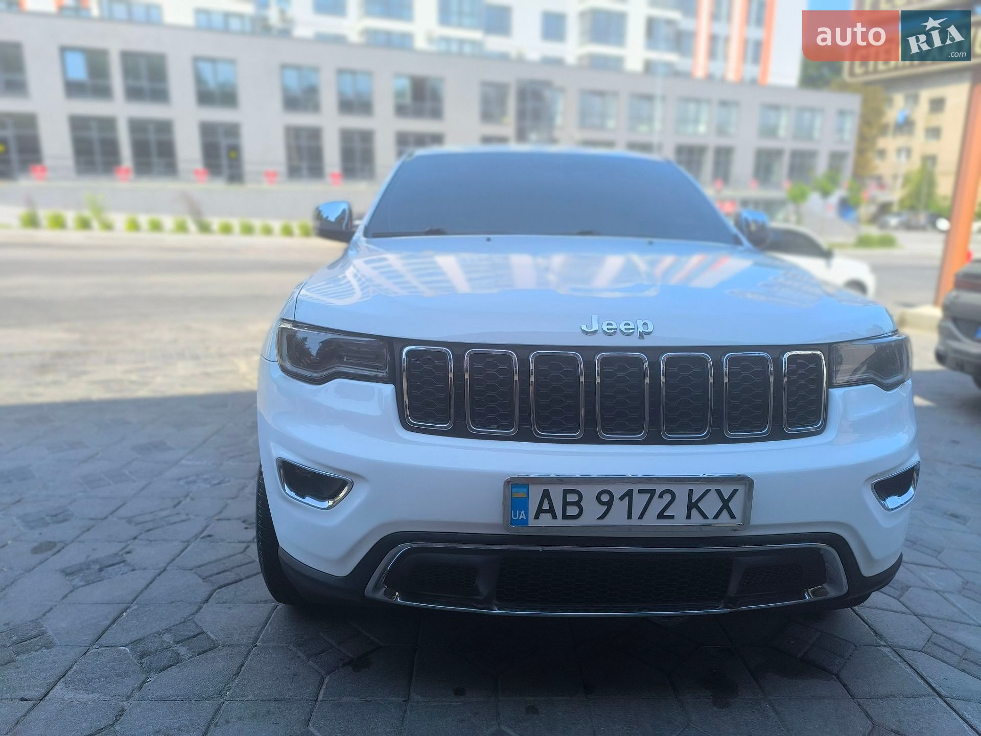 Jeep Grand Cherokee 2020 VIN 1C4RJFBG1LC335045 фото оголошення 12 з 40