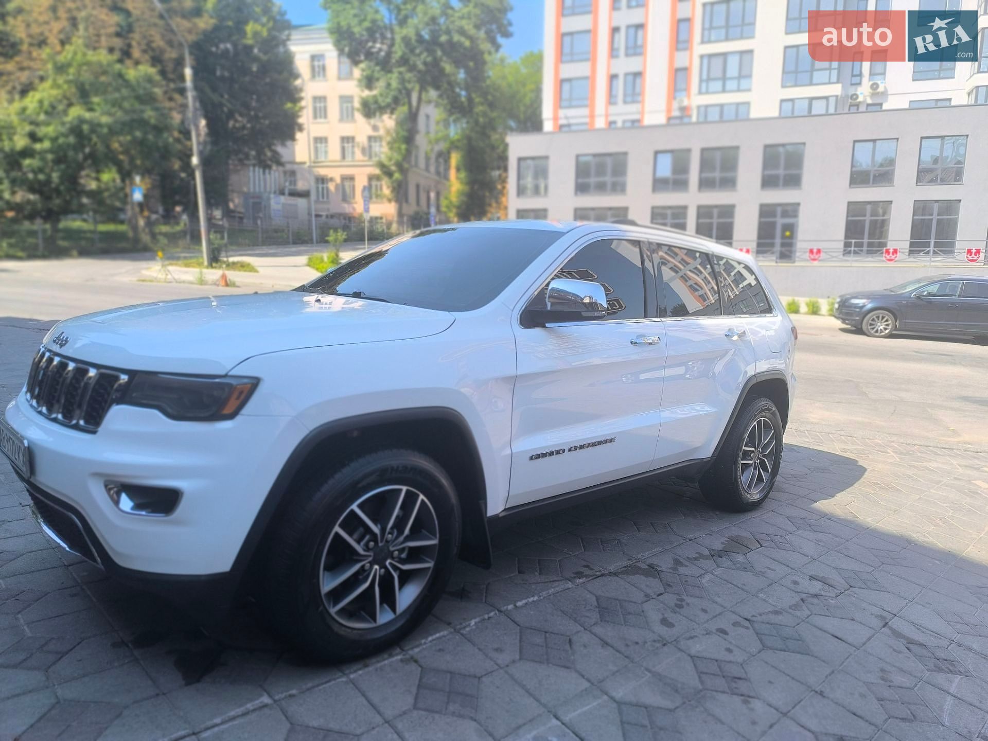 Jeep Grand Cherokee 2020 VIN 1C4RJFBG1LC335045 фото оголошення 14 з 40
