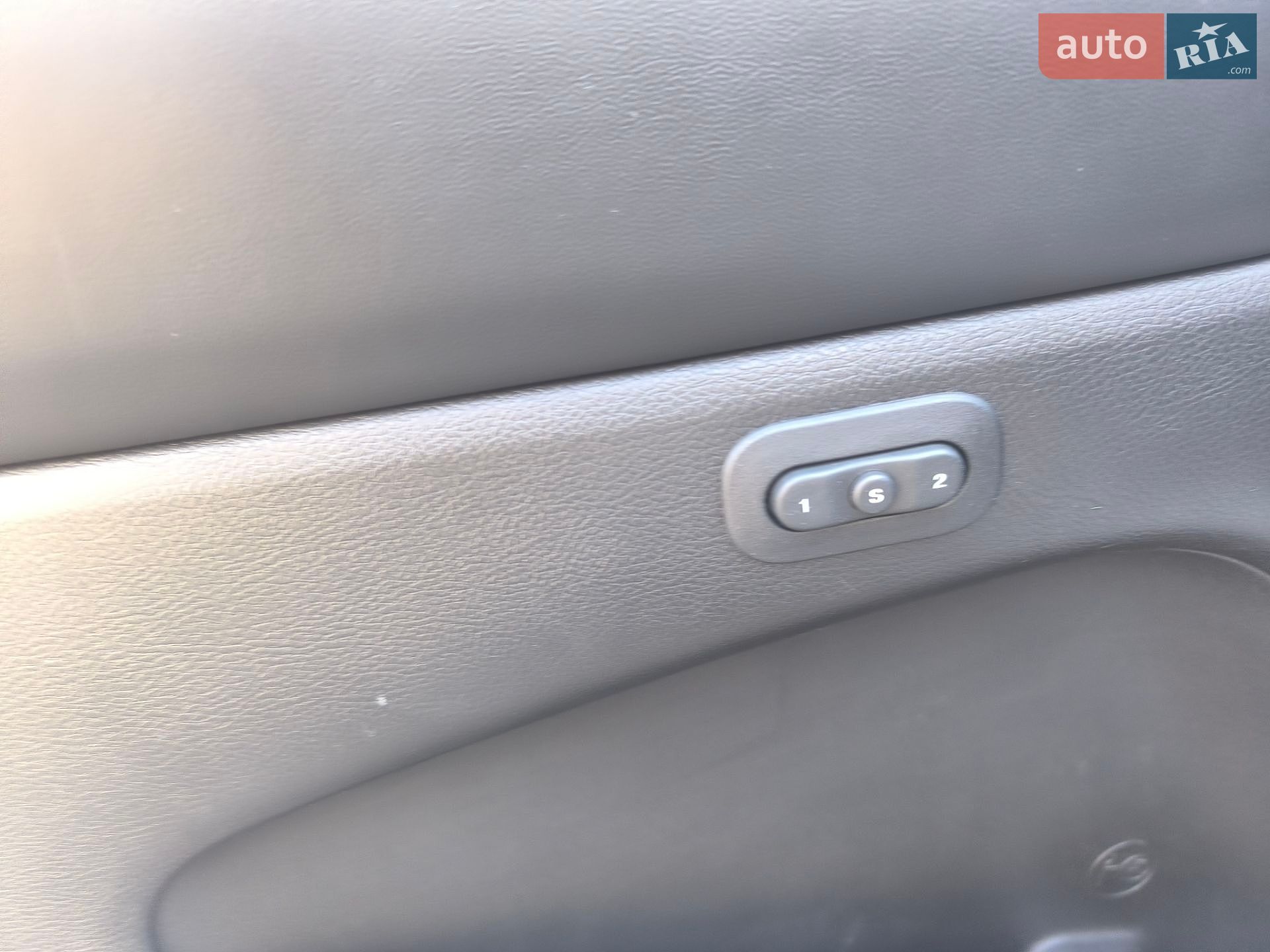 Jeep Grand Cherokee 2020 VIN 1C4RJFBG1LC335045 фото оголошення 25 з 40