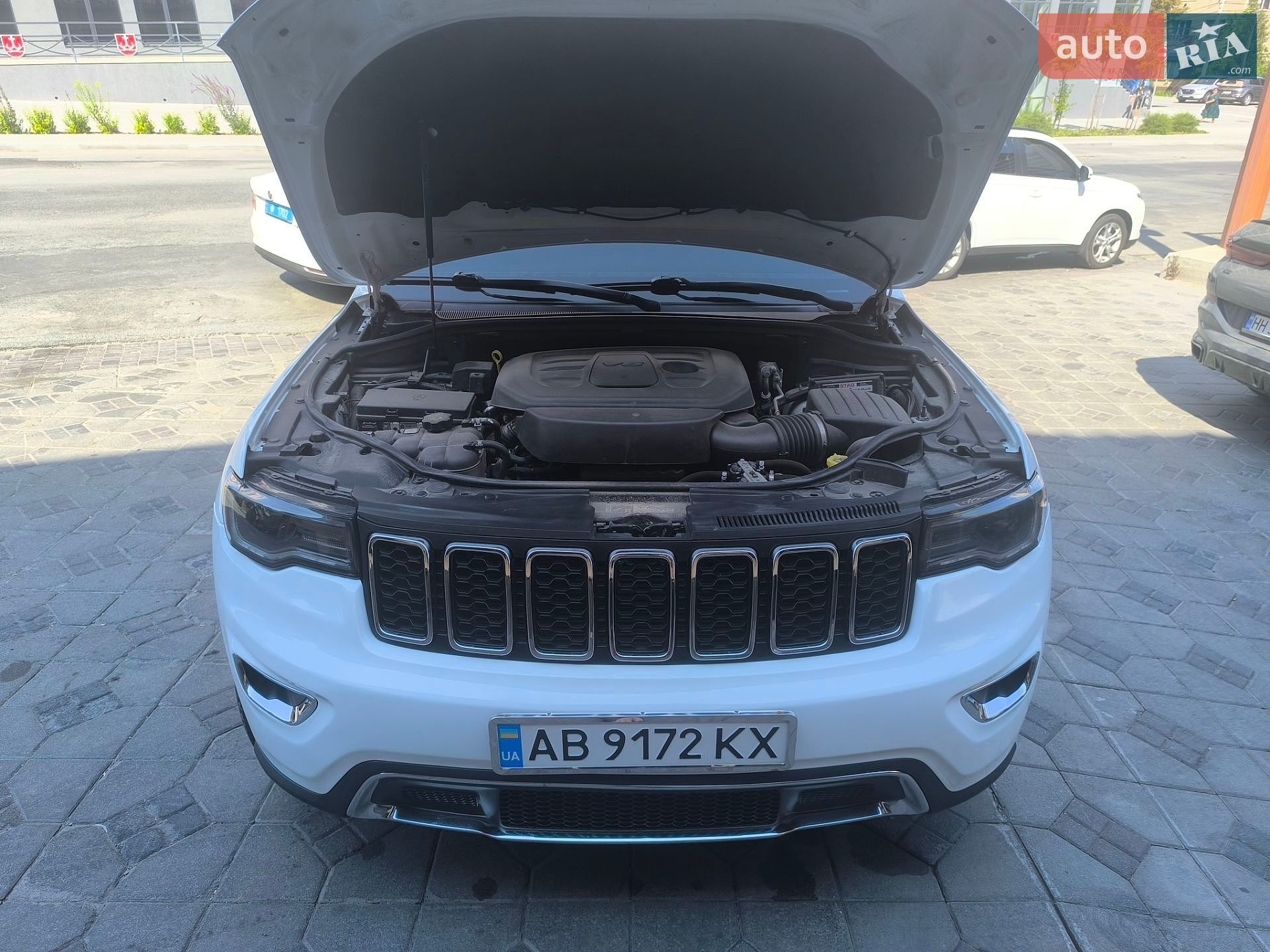 Jeep Grand Cherokee 2020 VIN 1C4RJFBG1LC335045 фото оголошення 39 з 40