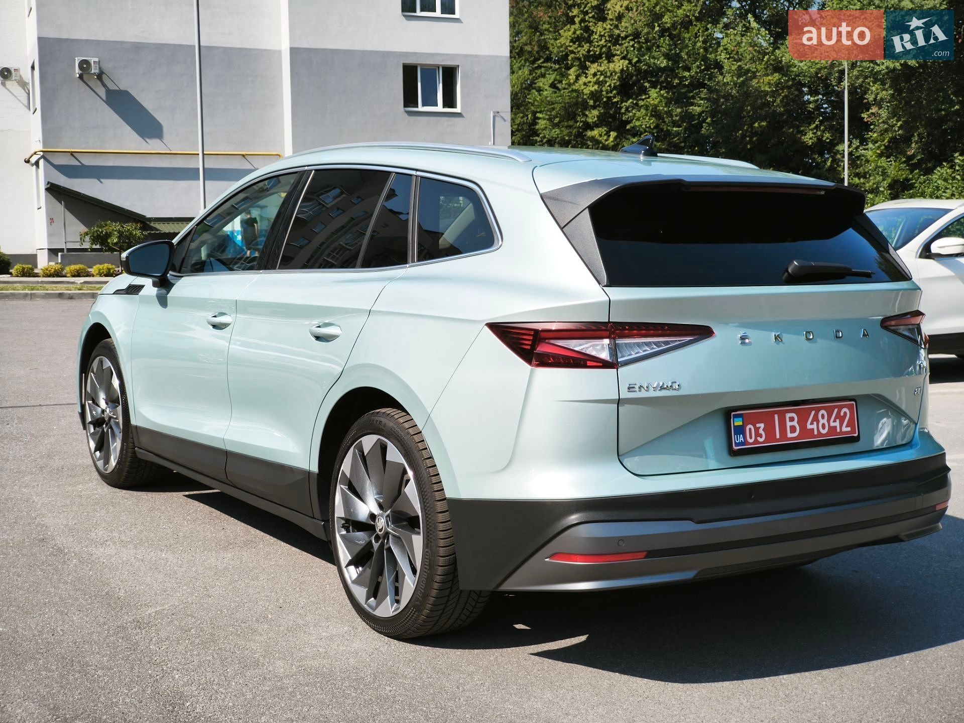 Skoda Enyaq iV 2021 VIN TMBJC7NY2MF017016 фото оголошення 6 з 39