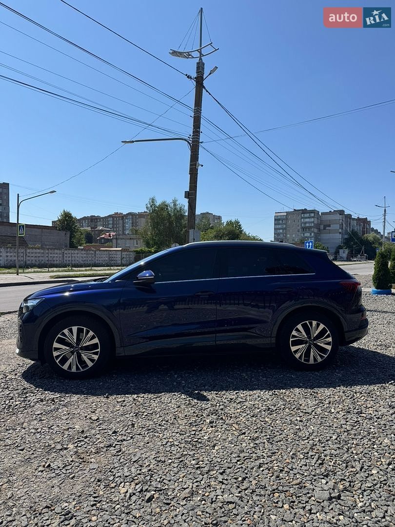 Audi Q4 e-tron 2021 VIN WAUZZZFZZNP001962 фото оголошення 3 з 12