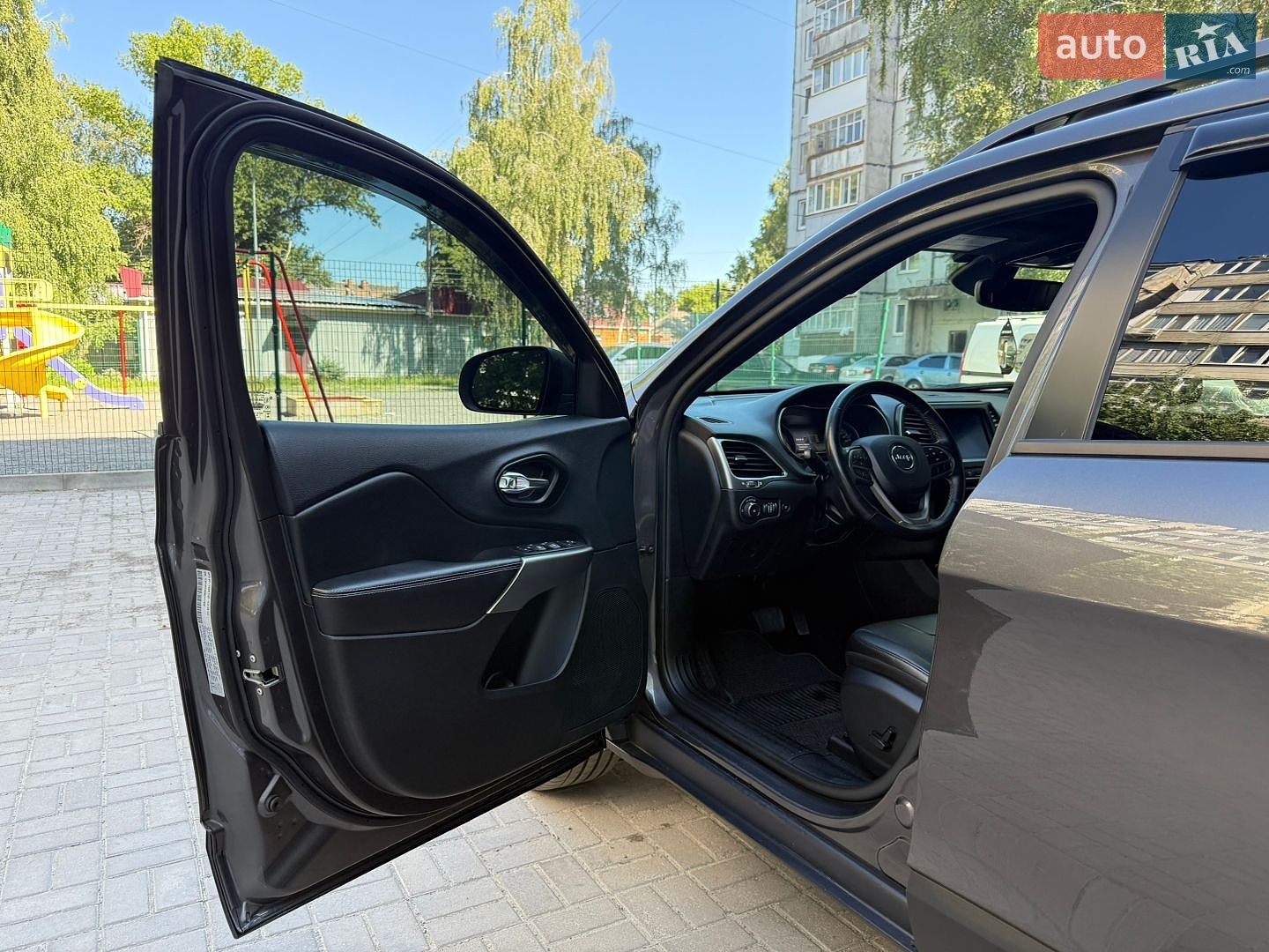 Jeep Cherokee 2020 VIN 1C4PJMCX9MD117828 фото оголошення 9 з 32