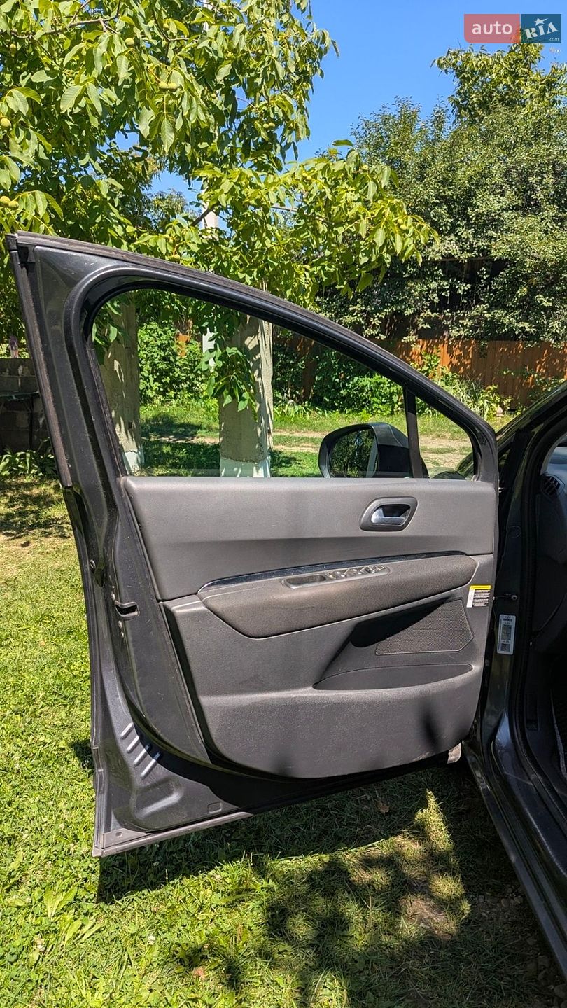 Peugeot 5008 2009 VIN VF30A5FV89S170366 фото оголошення 10 з 15