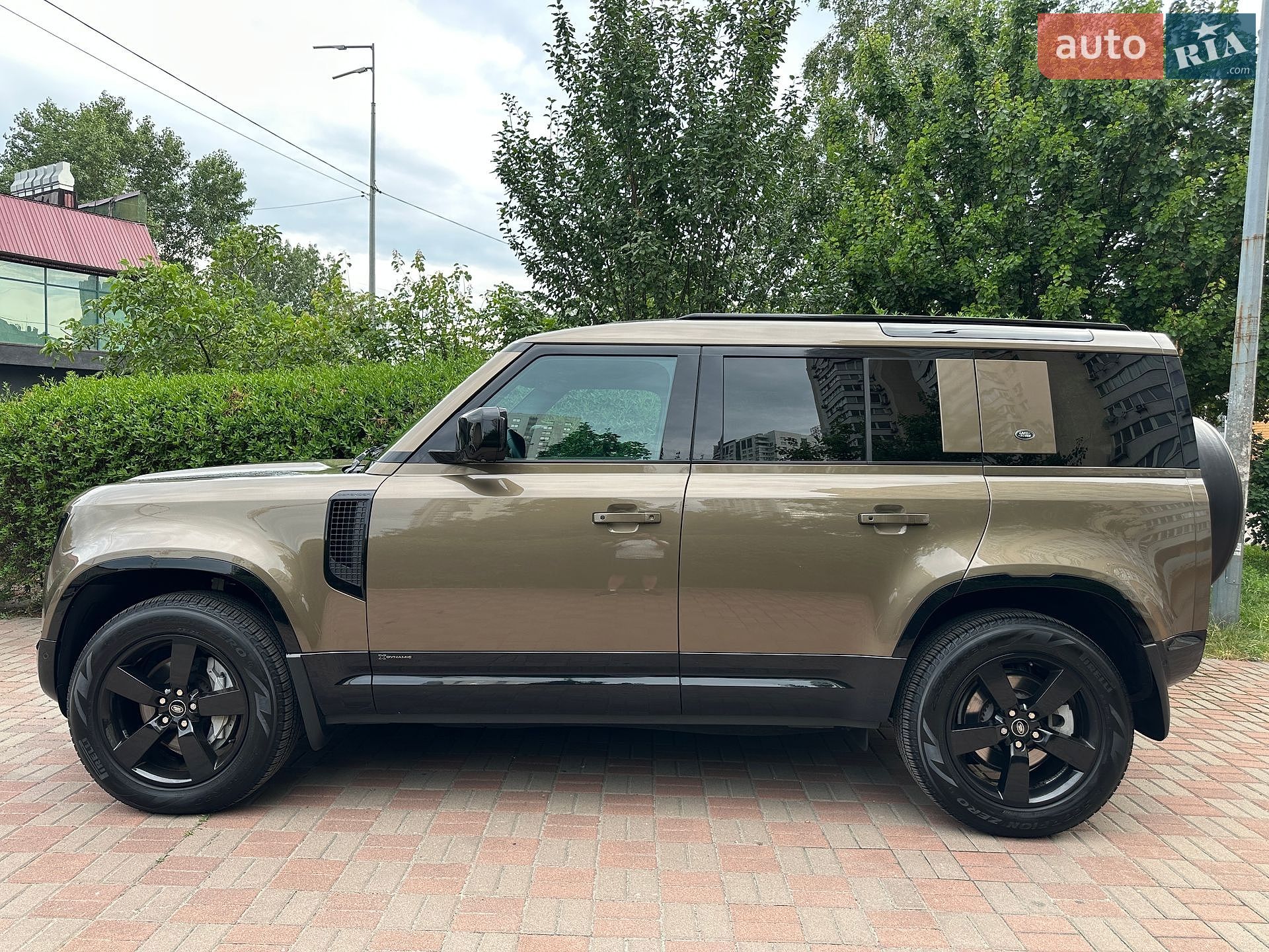 Land Rover Defender 2021 VIN SALEA7BW2M2057672 фото оголошення 13 з 43