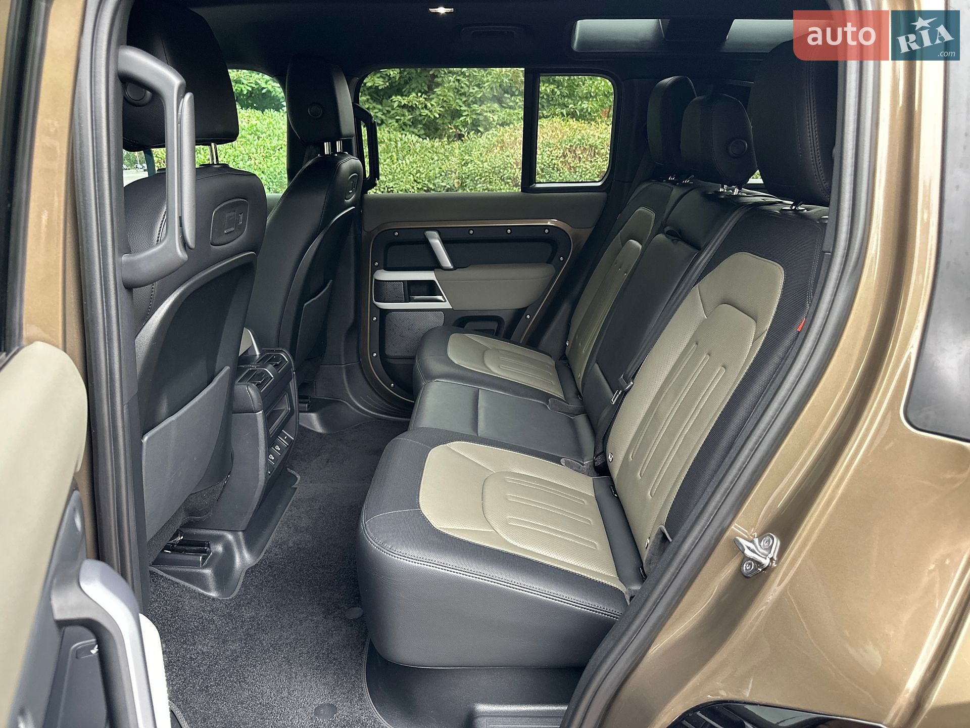 Land Rover Defender 2021 VIN SALEA7BW2M2057672 фото оголошення 19 з 43