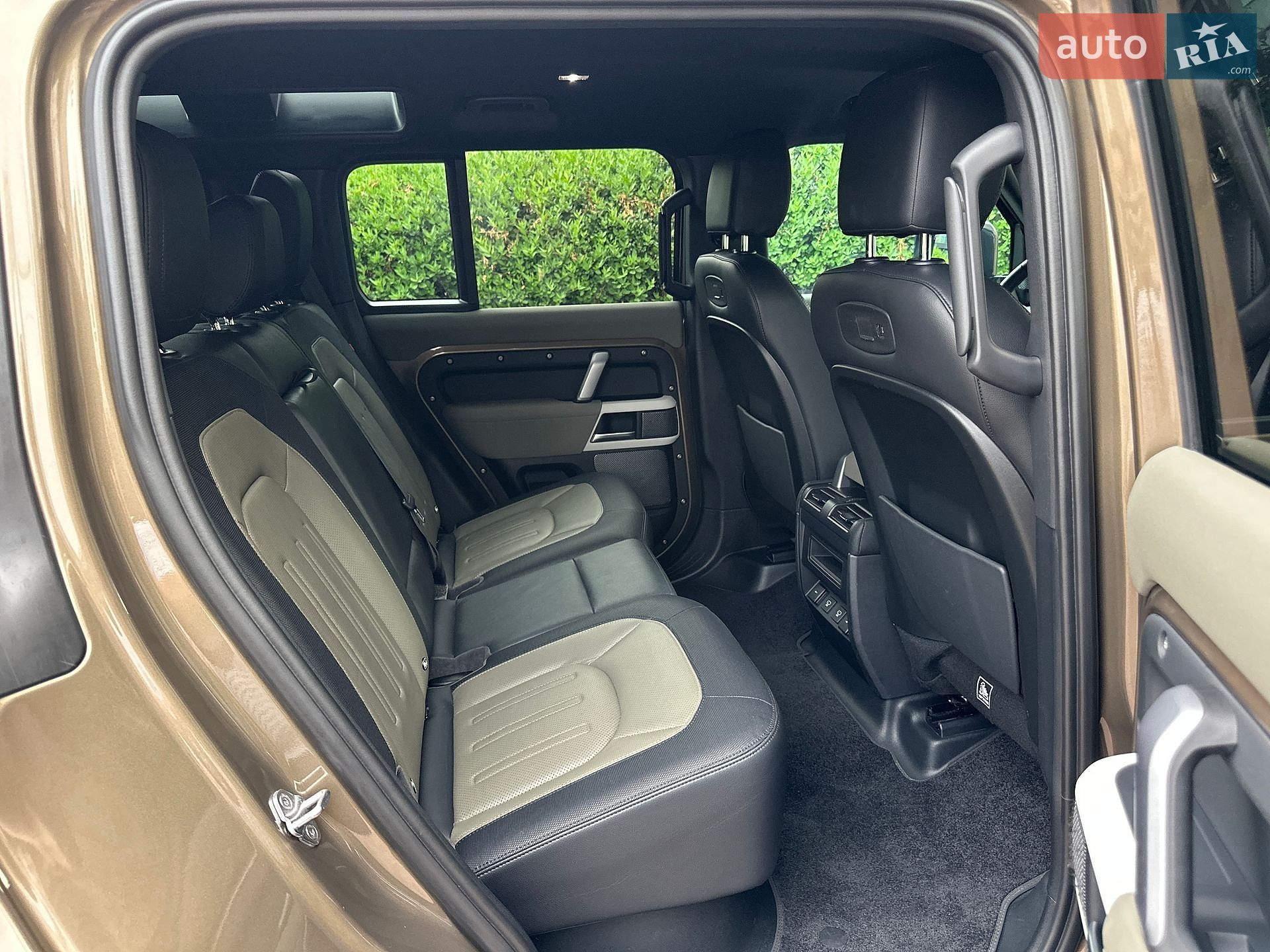 Land Rover Defender 2021 VIN SALEA7BW2M2057672 фото оголошення 23 з 43