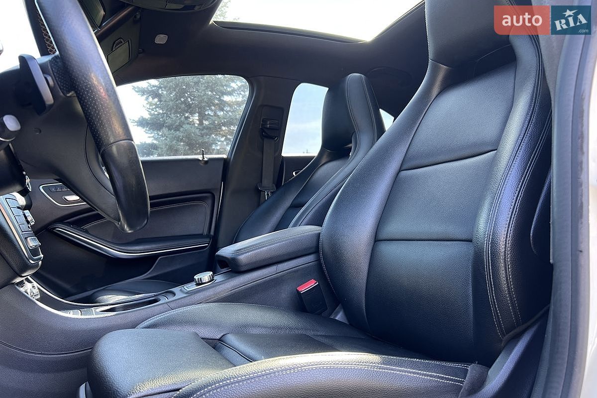 Mercedes-Benz CLA-Class 2018 VIN WDDSJ4GB8JN603731 фото оголошення 9 з 25