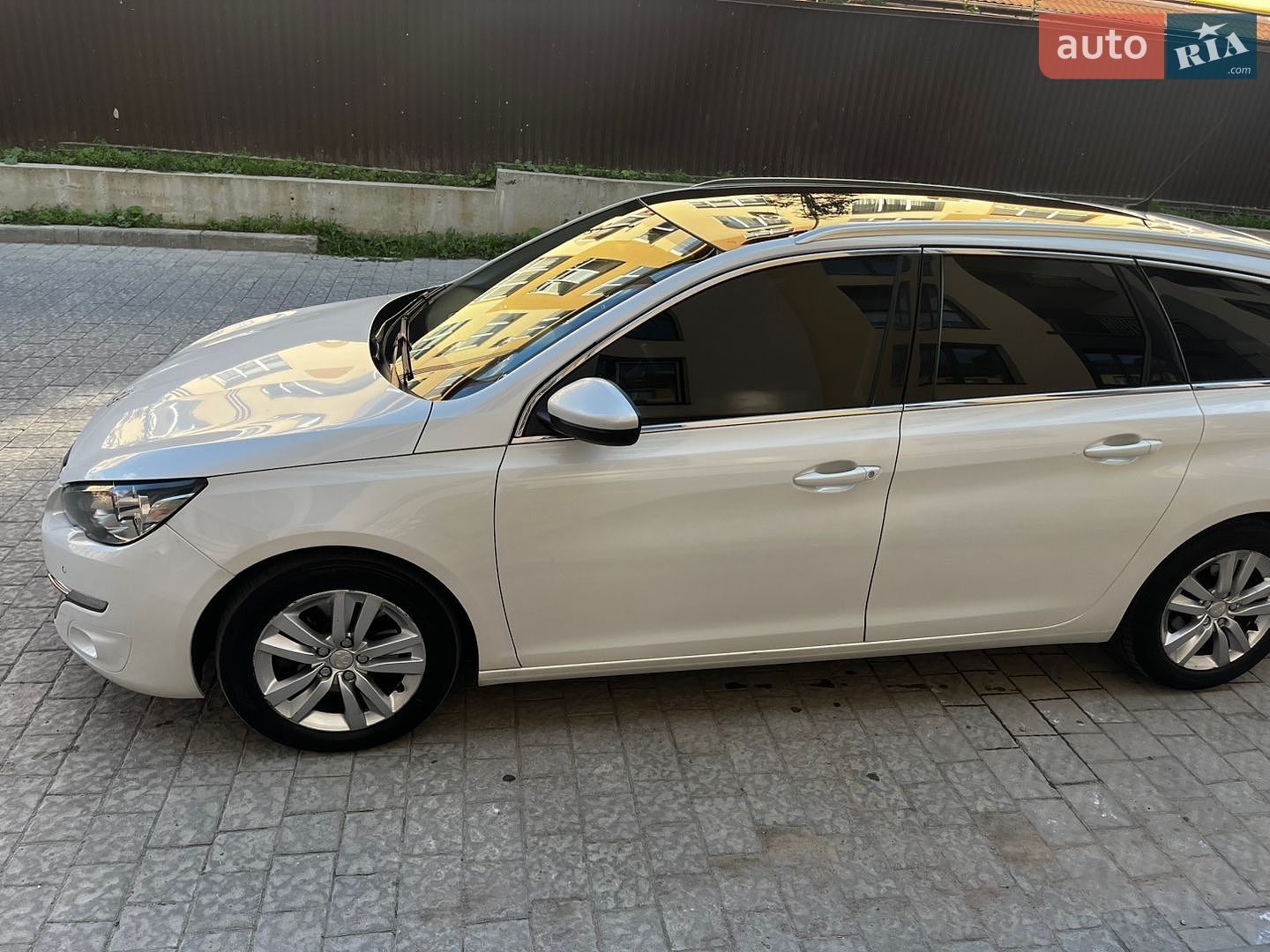 Peugeot 308 2014 VIN VF3LJAHXWES269875 фото оголошення 4 з 39