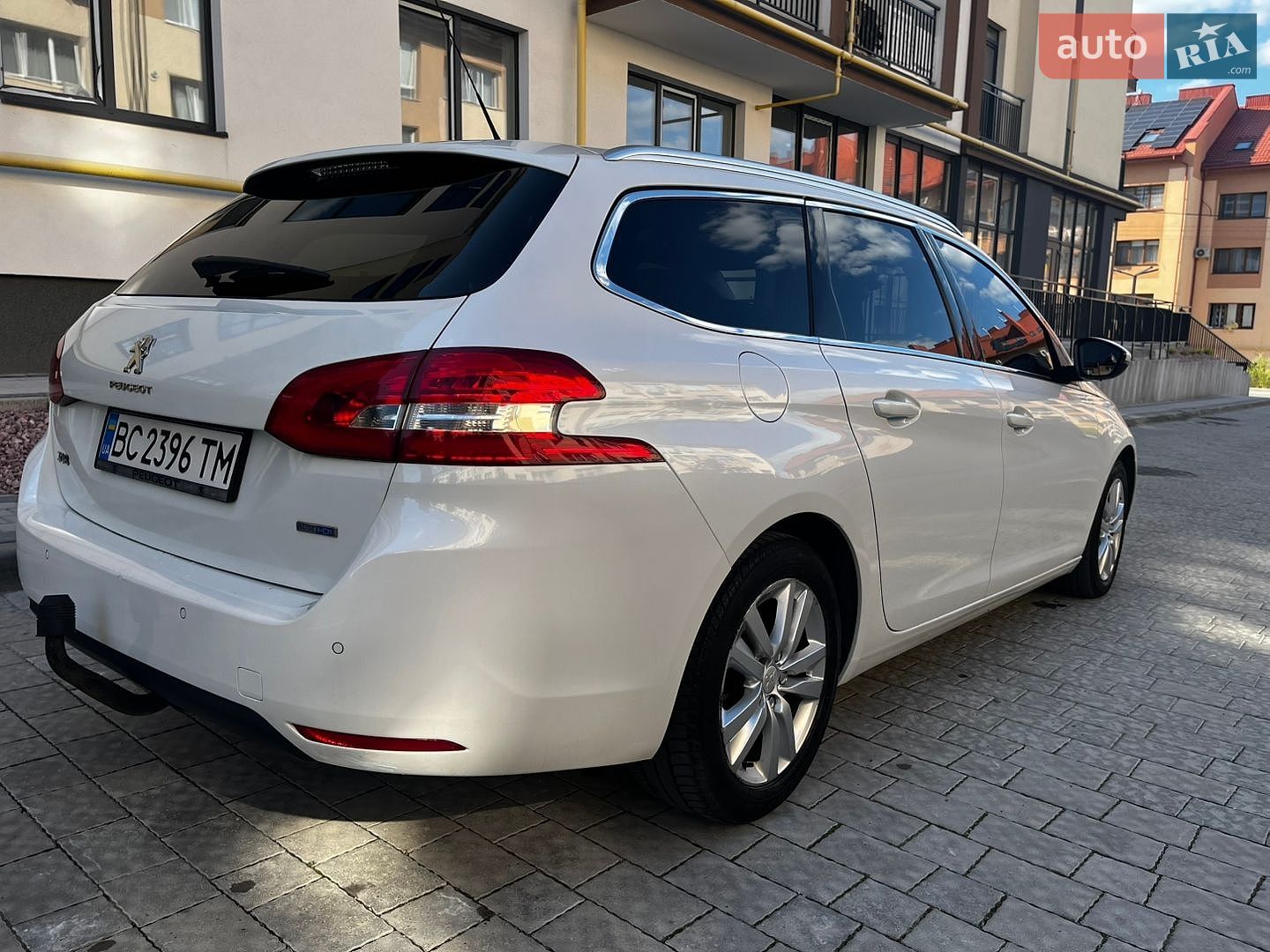 Peugeot 308 2014 VIN VF3LJAHXWES269875 фото оголошення 8 з 39