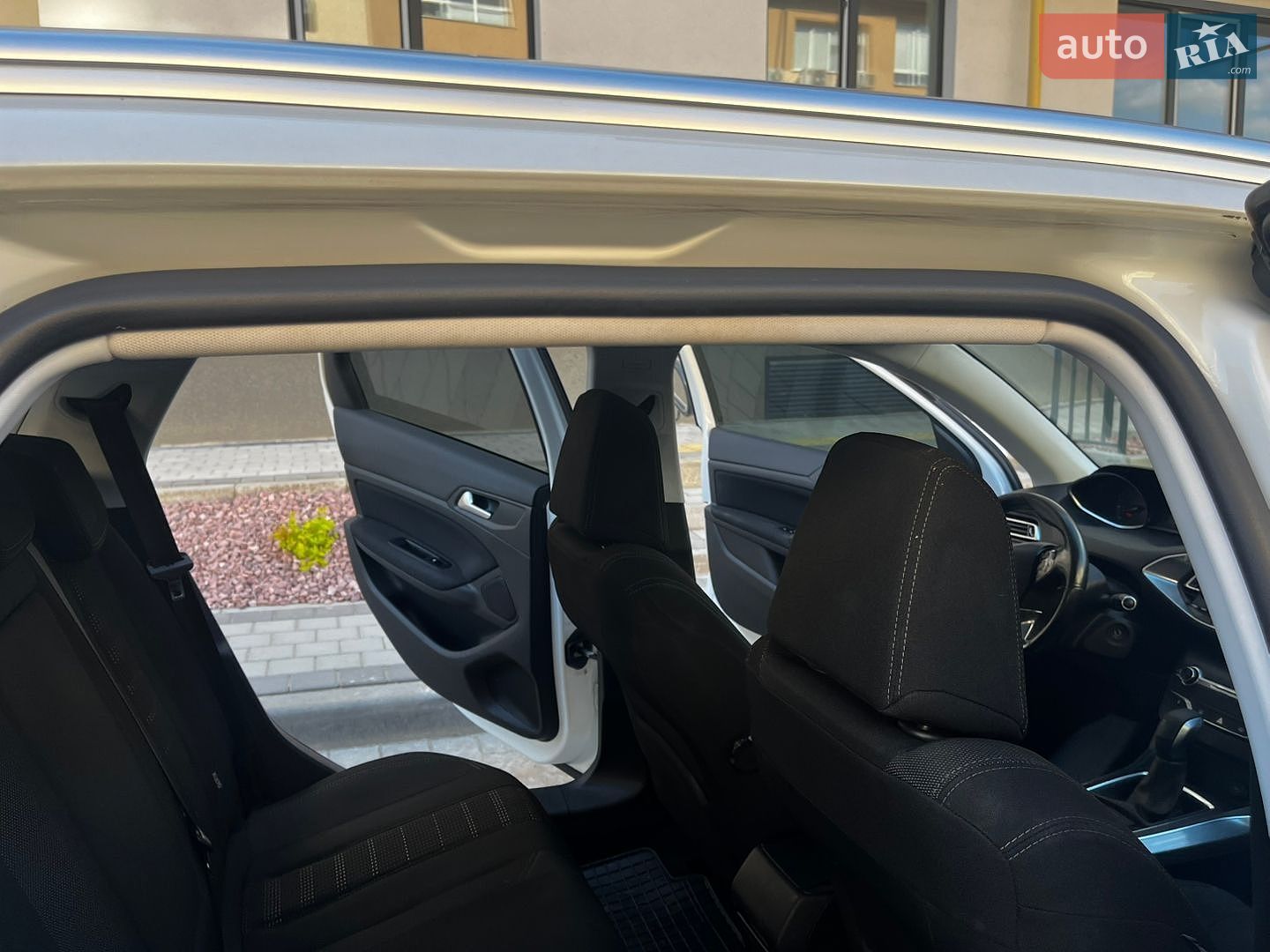 Peugeot 308 2014 VIN VF3LJAHXWES269875 фото оголошення 26 з 39