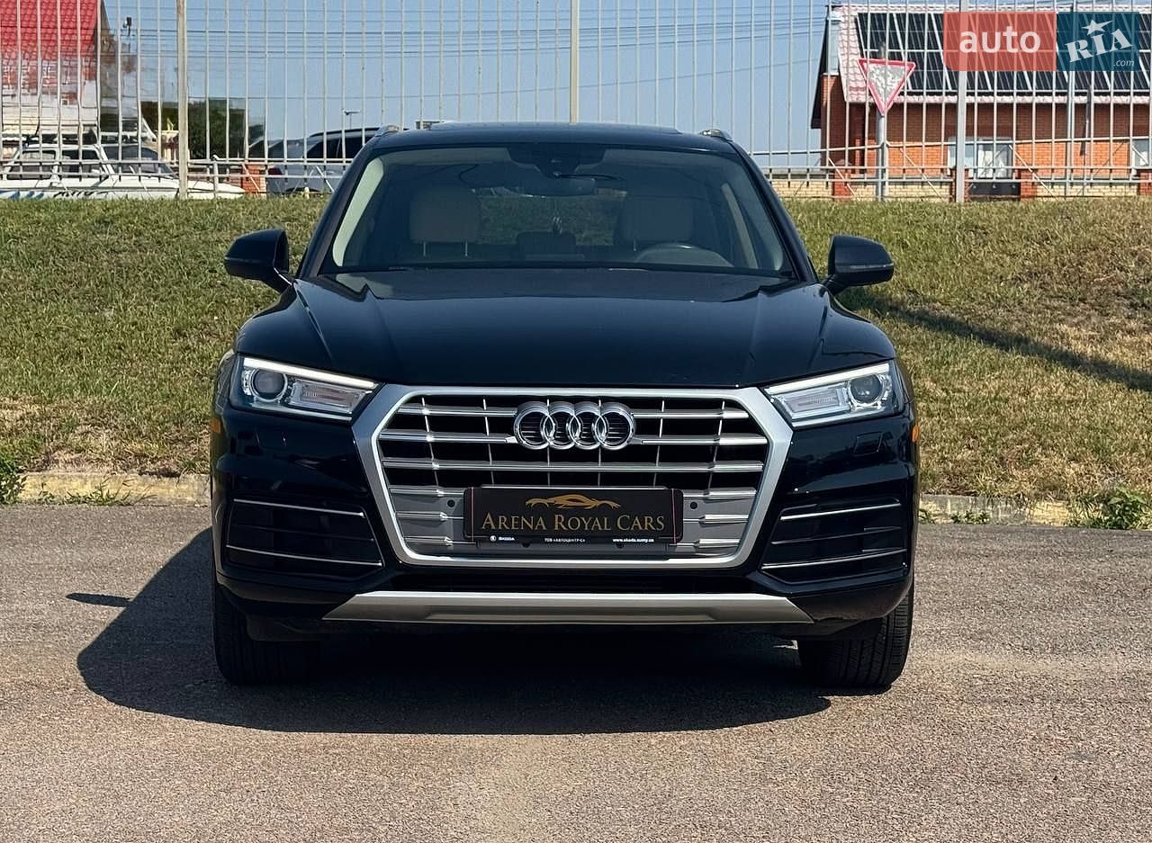 Audi Q5 2017 VIN WA1ANAFY0J2005949 фото оголошення 2 з 44