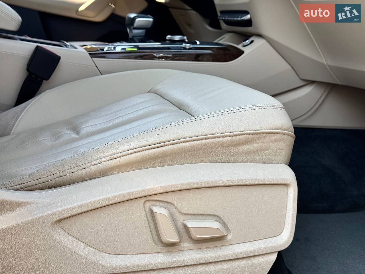 Audi Q5 2017 VIN WA1ANAFY0J2005949 фото оголошення 26 з 44