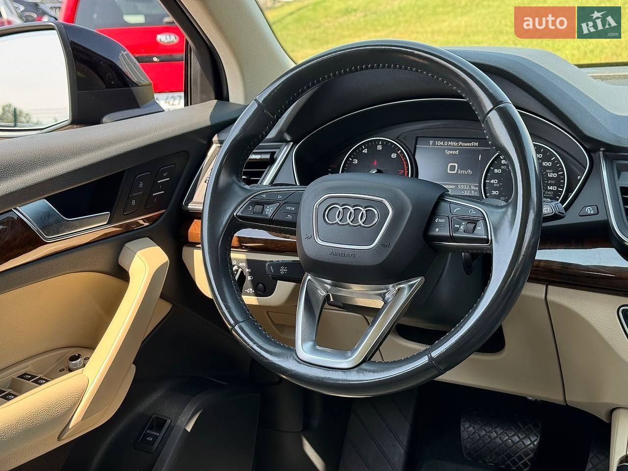 Audi Q5 2017 VIN WA1ANAFY0J2005949 фото оголошення 31 з 44
