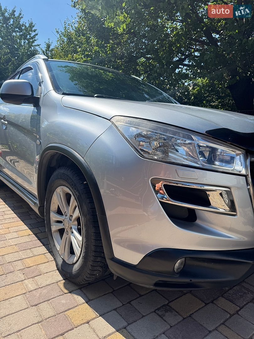 Peugeot 4008 2012 VIN VF3BUAFZPCZ801872 фото оголошення 2 з 6