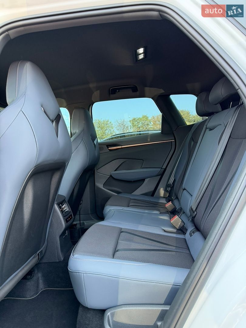 Cupra Terramar 2025 VIN VSSZZZKP9S1030976 фото оголошення 16 з 33