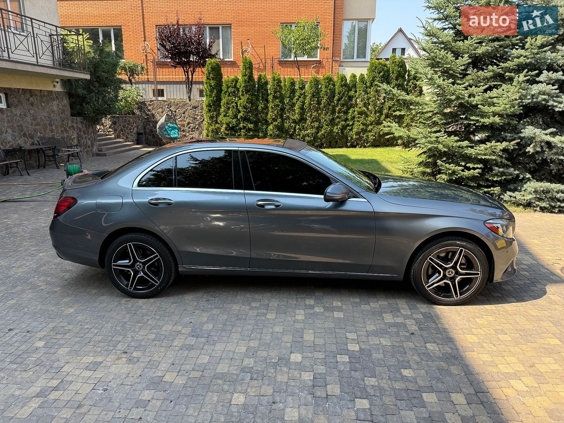 Mercedes-Benz C-Class 2018 VIN 55SWF8EB3KU272157 фото оголошення 8 з 77