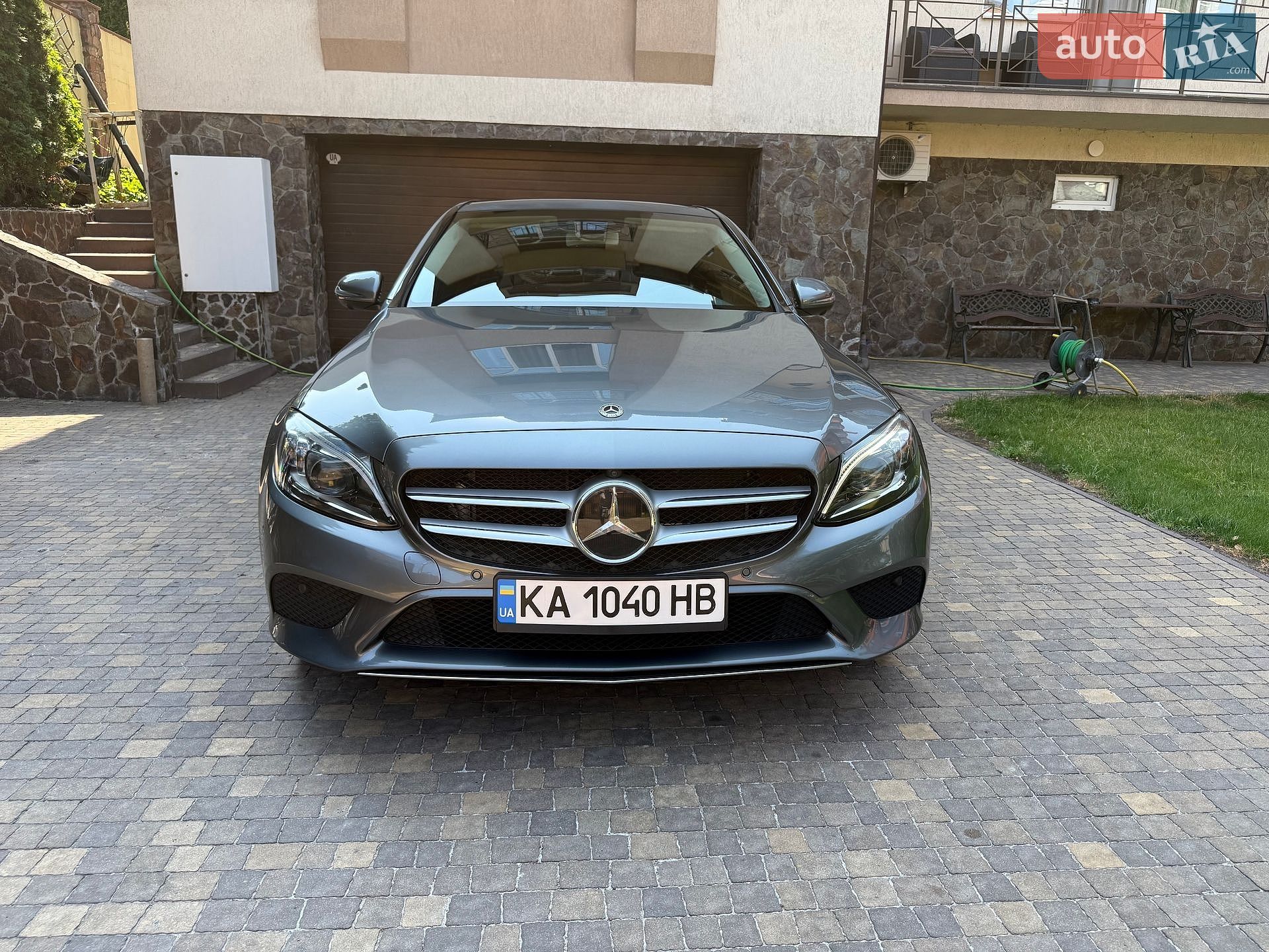 Mercedes-Benz C-Class 2018 VIN 55SWF8EB3KU272157 фото оголошення 3 з 77