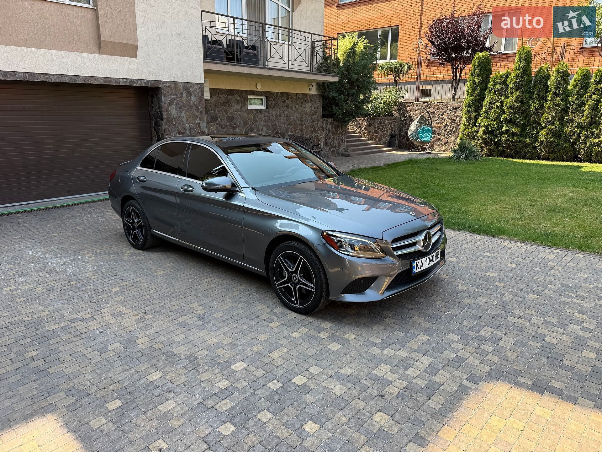 Mercedes-Benz C-Class 2018 VIN 55SWF8EB3KU272157 фото оголошення 30 з 77