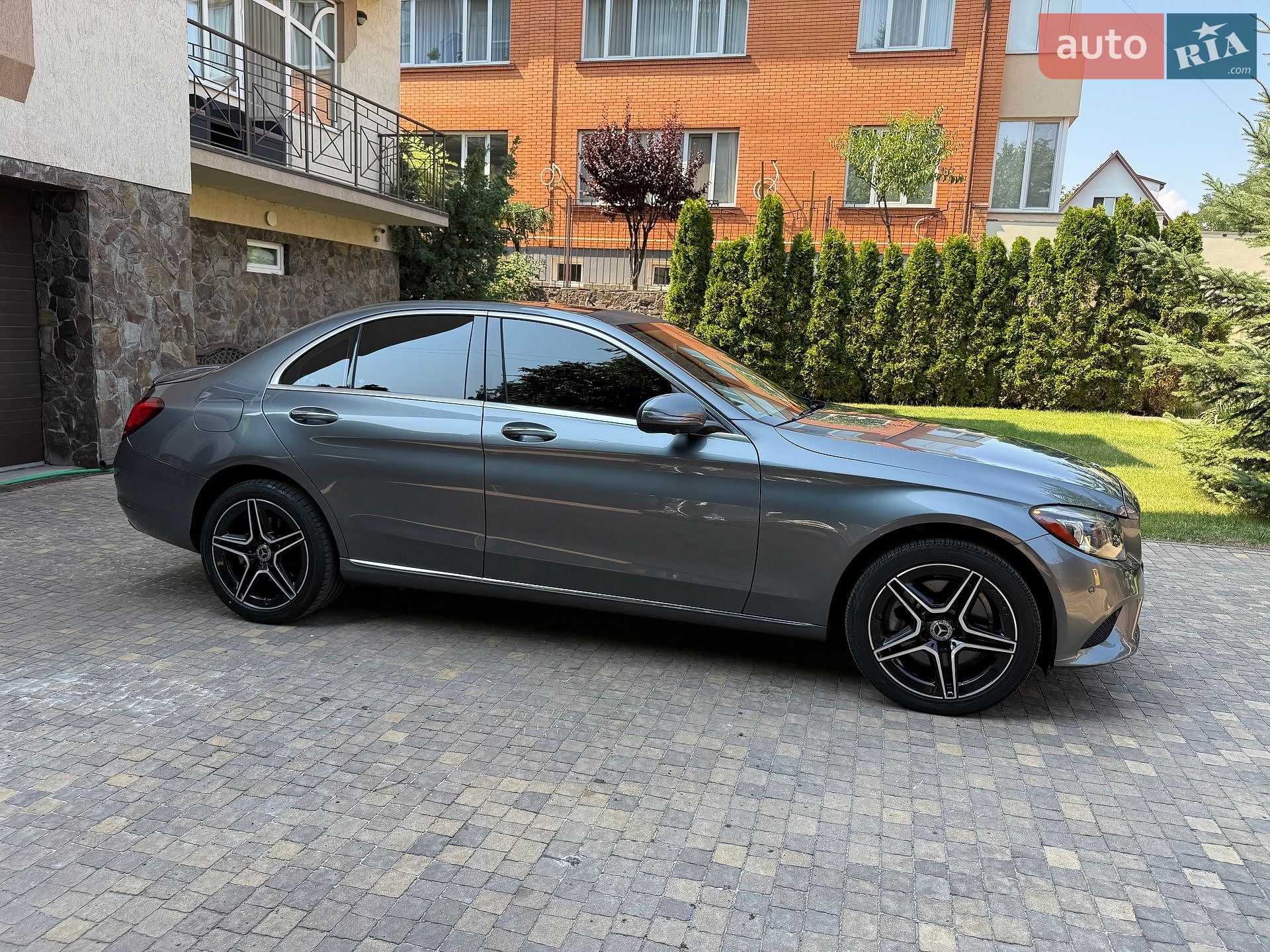 Mercedes-Benz C-Class 2018 VIN 55SWF8EB3KU272157 фото оголошення 35 з 77
