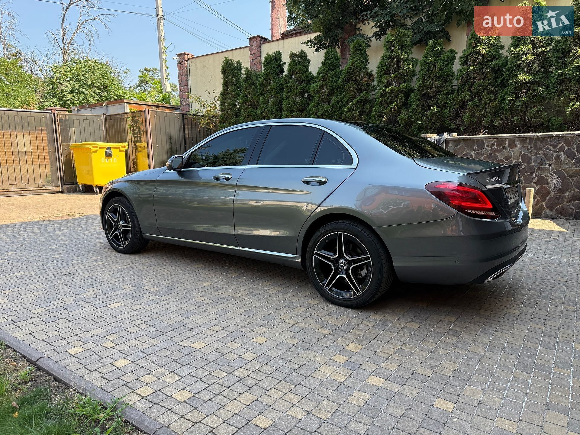 Mercedes-Benz C-Class 2018 VIN 55SWF8EB3KU272157 фото оголошення 33 з 77